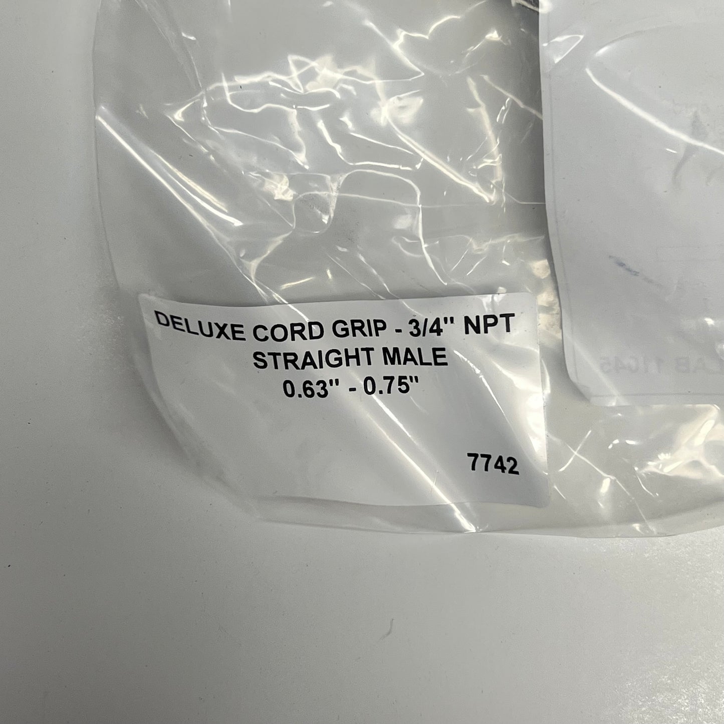 LEVITON Wire Mesh Safety Stain Relief Grip Ss 0.63" to 0.75" Cable L7713-100
