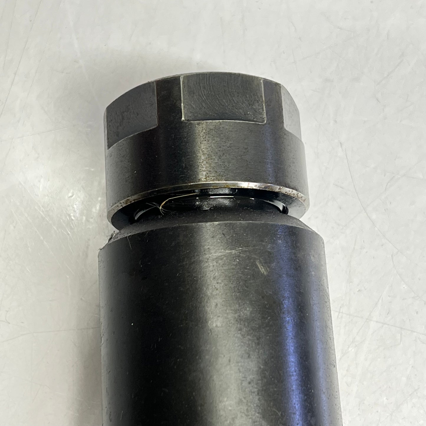 Taper Shank Tool Holder & Pull Stud For CNC Milling Machine  ~1" Hole Dia (Used)