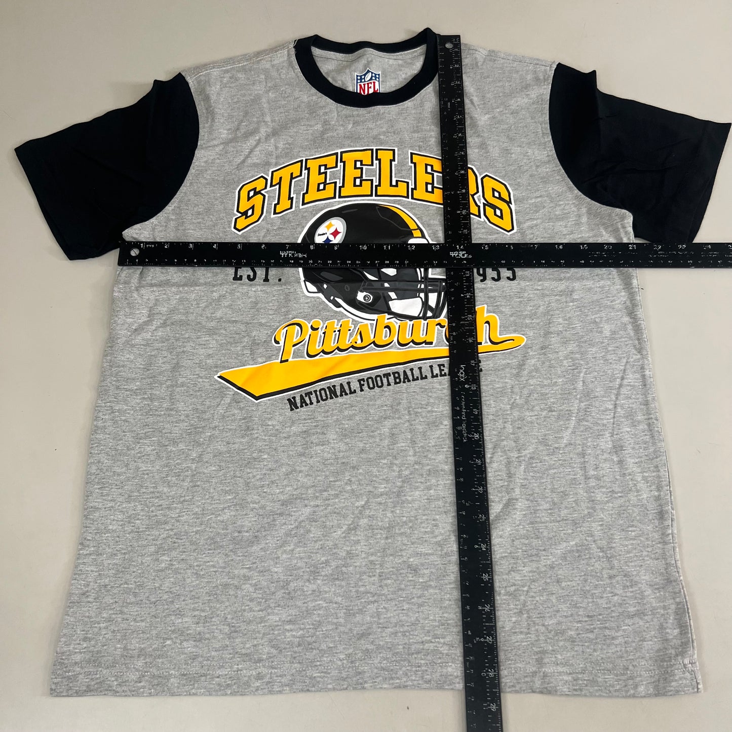 NFL G-lll Sport Steelers Black Label T-shirt Men's Sz M Black/Gray/ Yellow