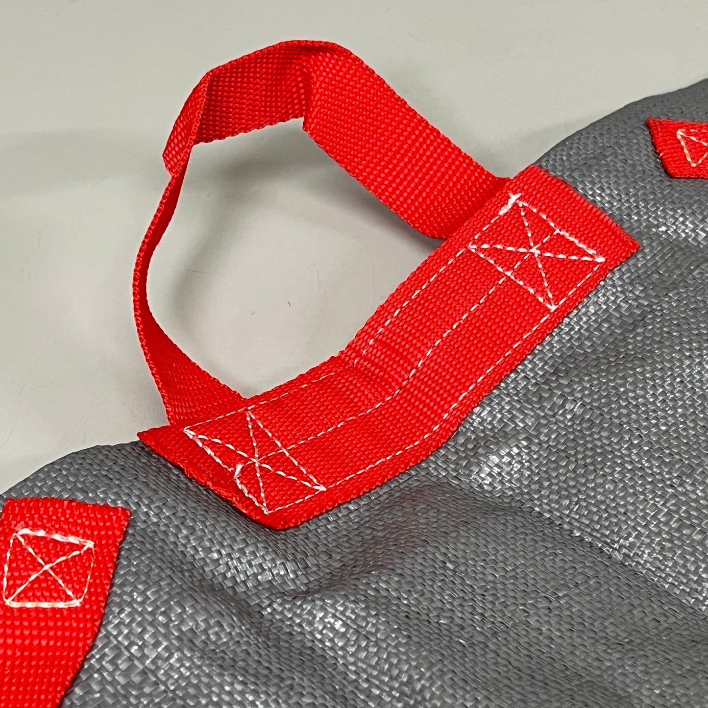 ZA@ UNKNOWN VENDOR (6 Pack) Grey and Red Storage Bag