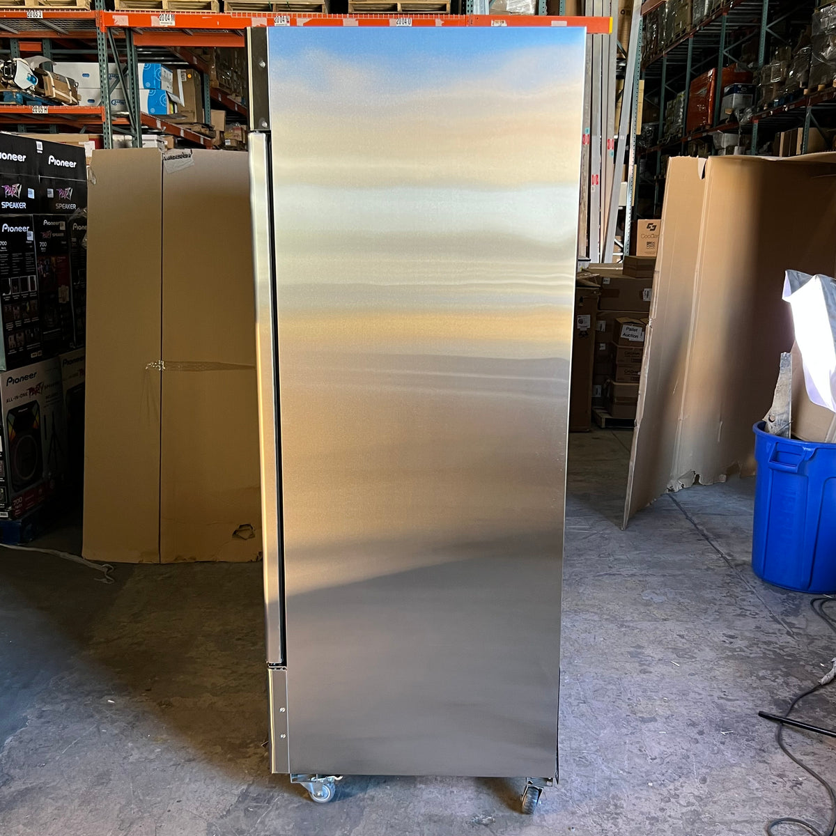COLSKI Commercial Freezer - 2 Solid Doors 1231L/43.4 Cu. Ft. MF-49 (New Other, Front Dents & Broken Rear Griller)