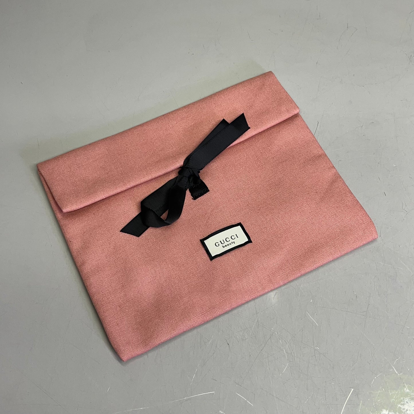 GUCCI BEAUTY Guilty Love Edition Beauty Pouchette w/ Ribbon Bow 10"x8" Pink