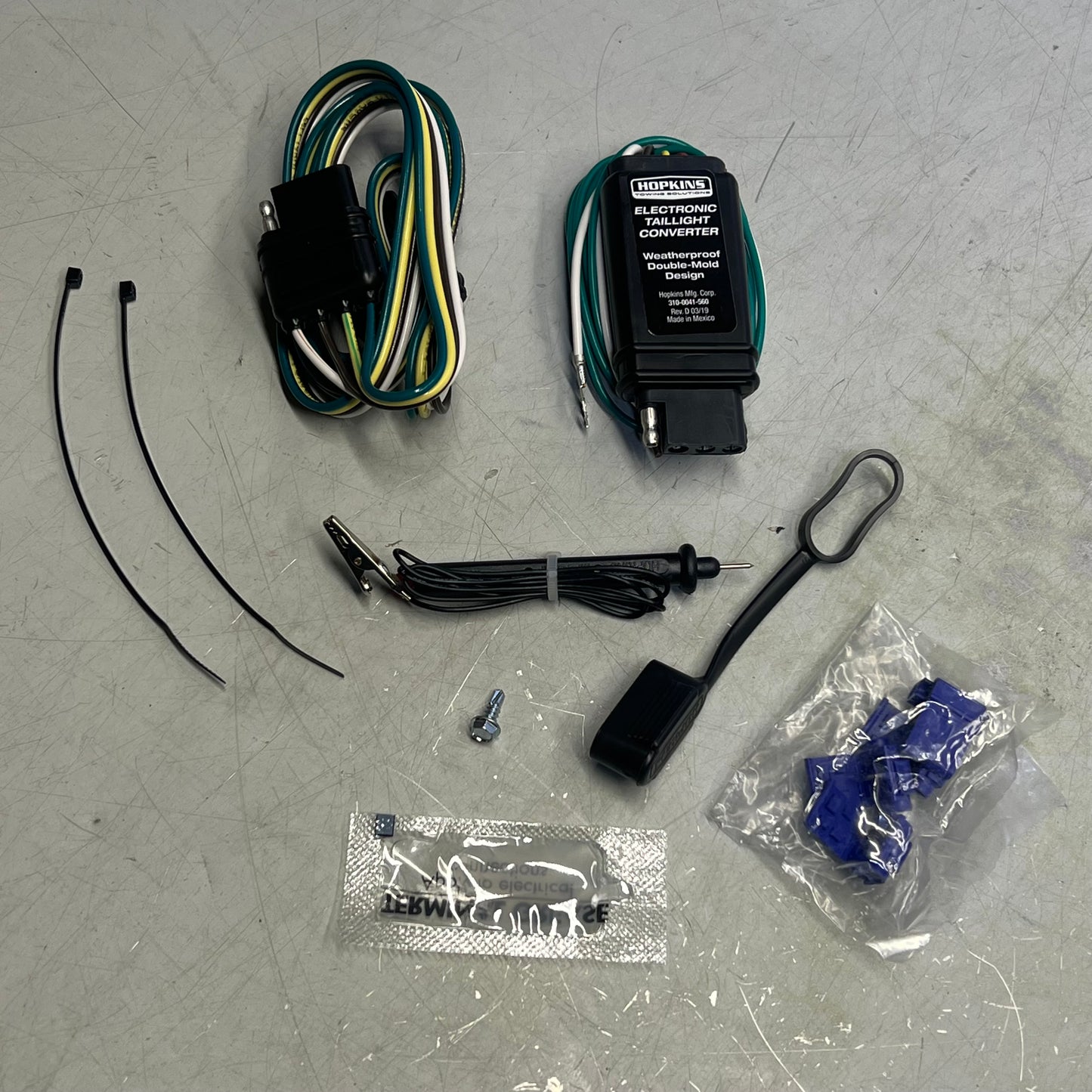 HOPKINS 4 Flat Universal Kit W/ Converter (Independent Blub Turn Signals) 46155