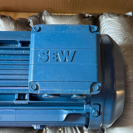 SEW EURODRIVE Gear Motor 230/460V, Blue KA67/T DRN100LM4