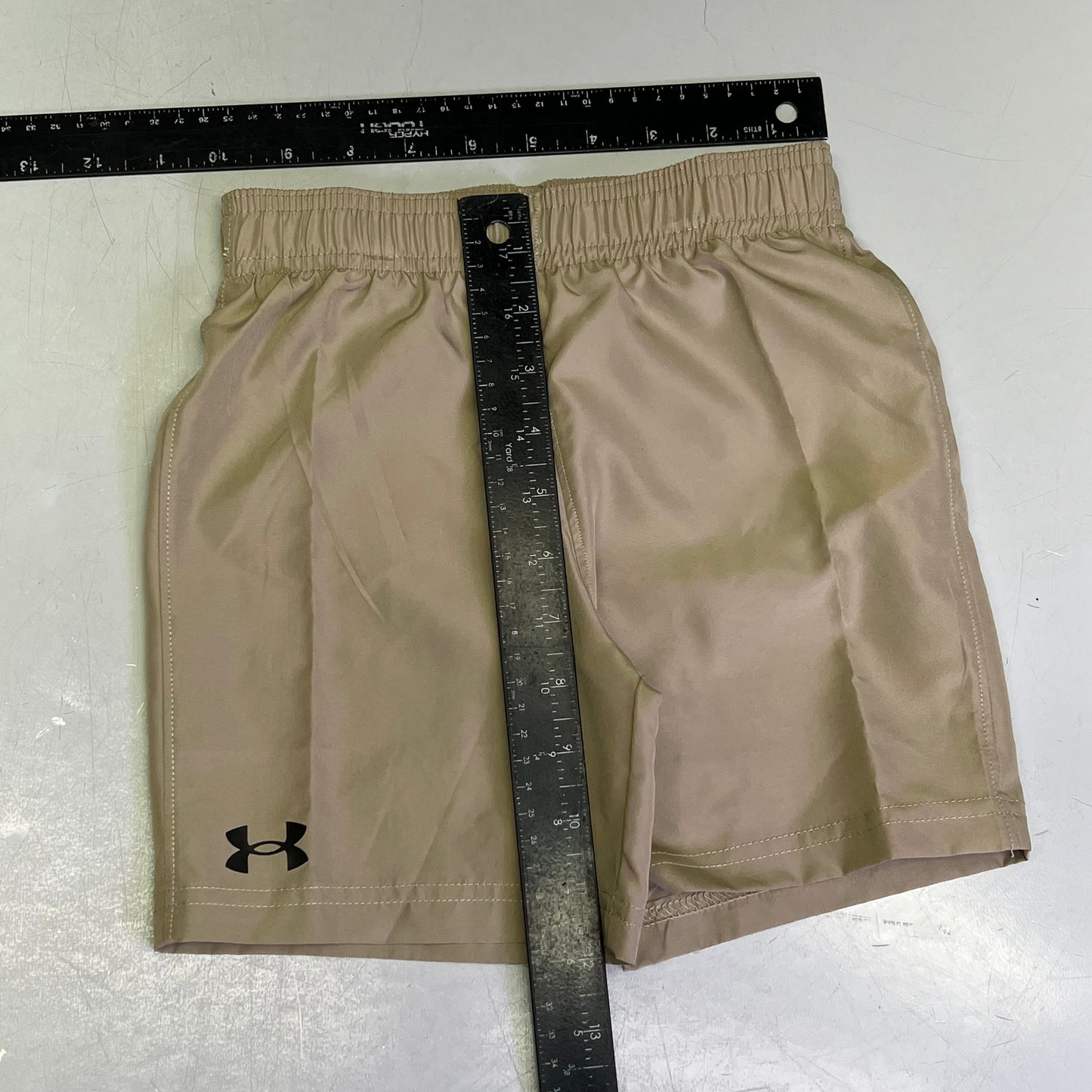 UNDER ARMOUR Toddler Woven T-Shirt & Shorts Set Boys Sz 4T Khaki/Black UASII38D