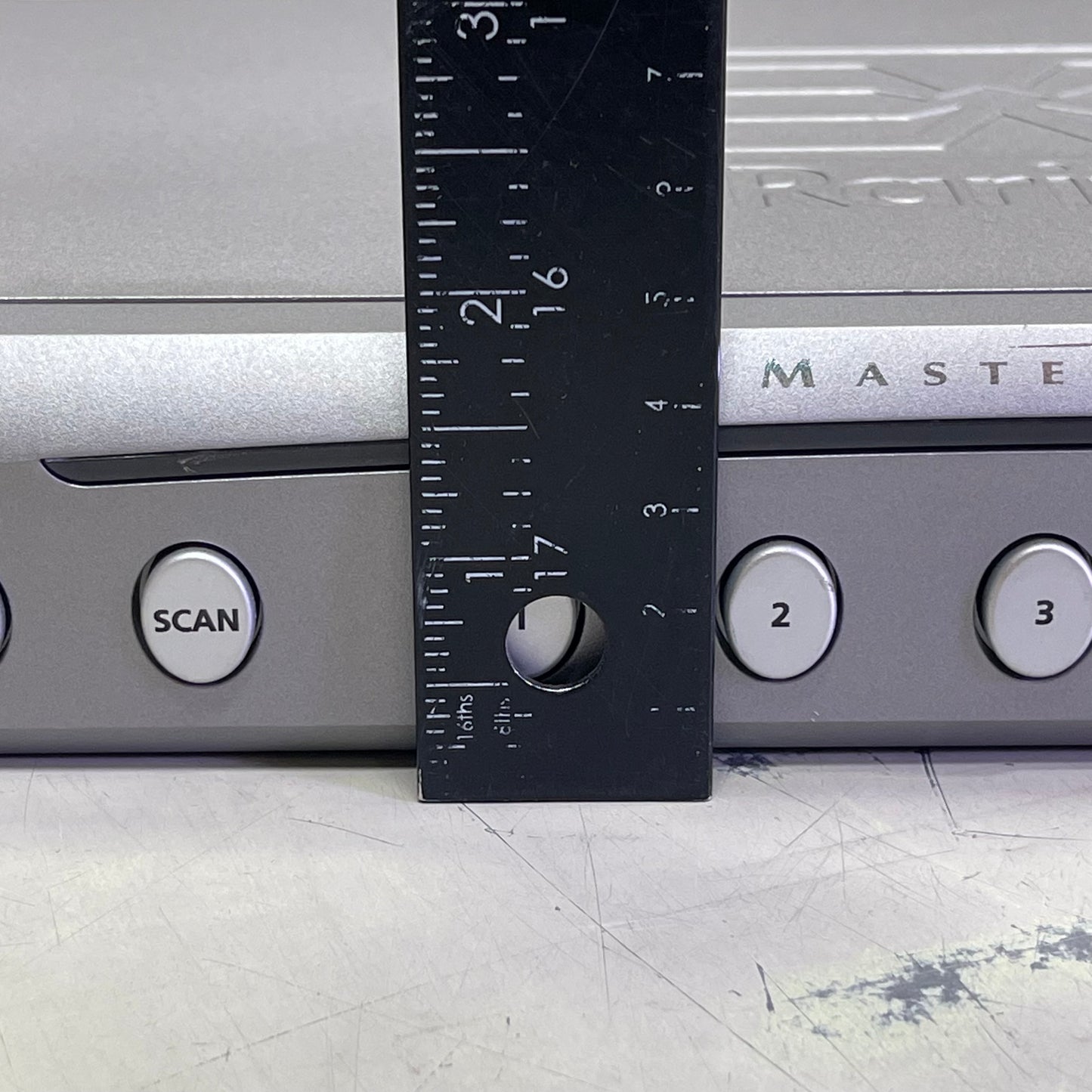 RARITAN MasterConsole CAT28 KVM Switch MCCAT28 (Used, Working)