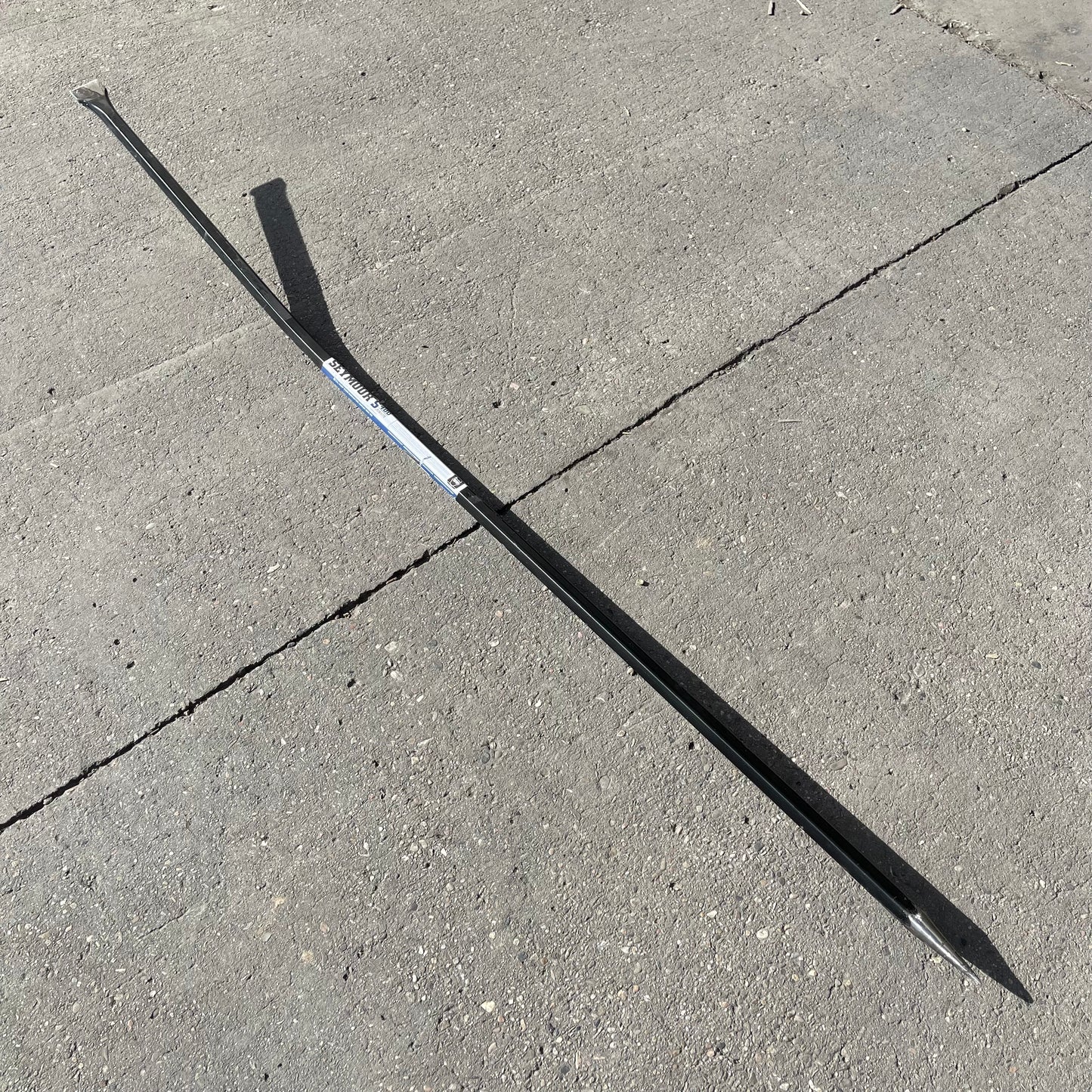 SEYMOUR S400 Jobsite San Angelo Bar 71”x2” Black 85367 (BENT)