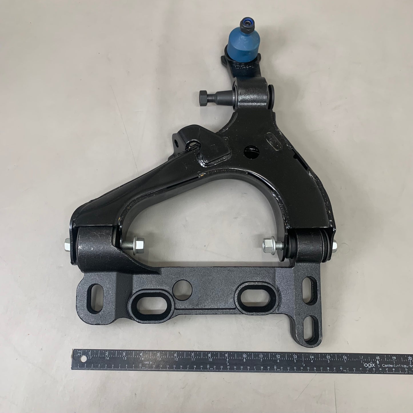 MOOG Suspension Control Arm & Ball Joint Assembly for Chevrolet SSR RK641496