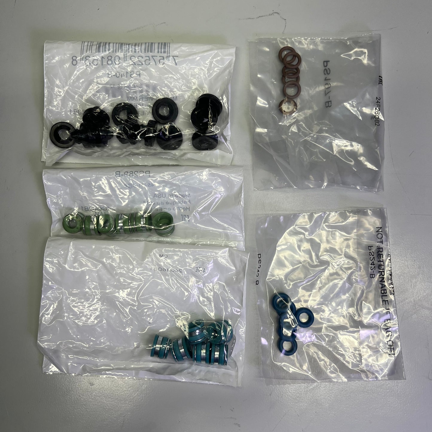 MAHLE Engine Gasket Set For Camaro 2000-02 & Firebird Made In USA 95-3558