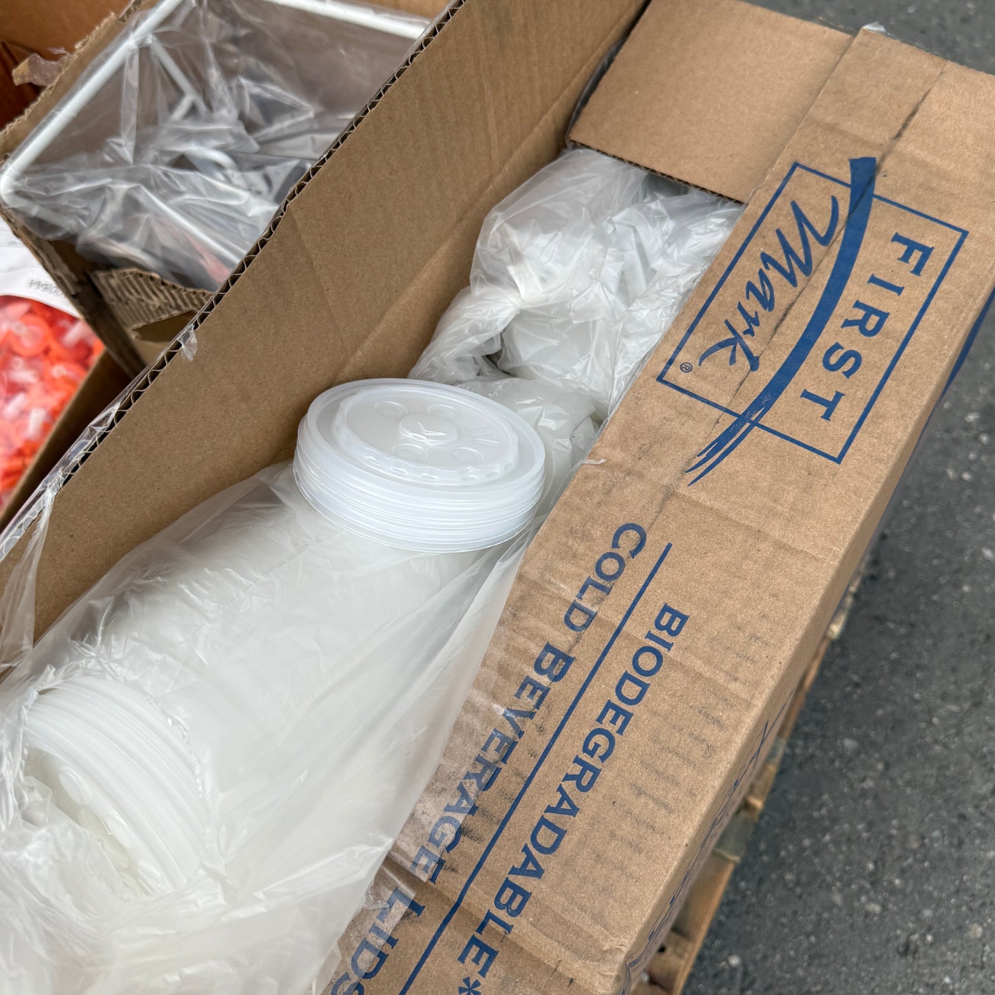 ZA@ Pallet of Rocks, Valves, Knives, Bags, Ketchup, Lids, cover plates, Wheel, Labels, & MORE!