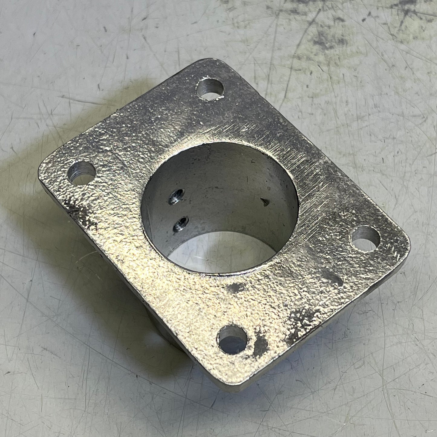 HOLLAENDER Aluminum Rectangle Base Flange Mount 5" L - 2-3/8" Dia Silver 47-9