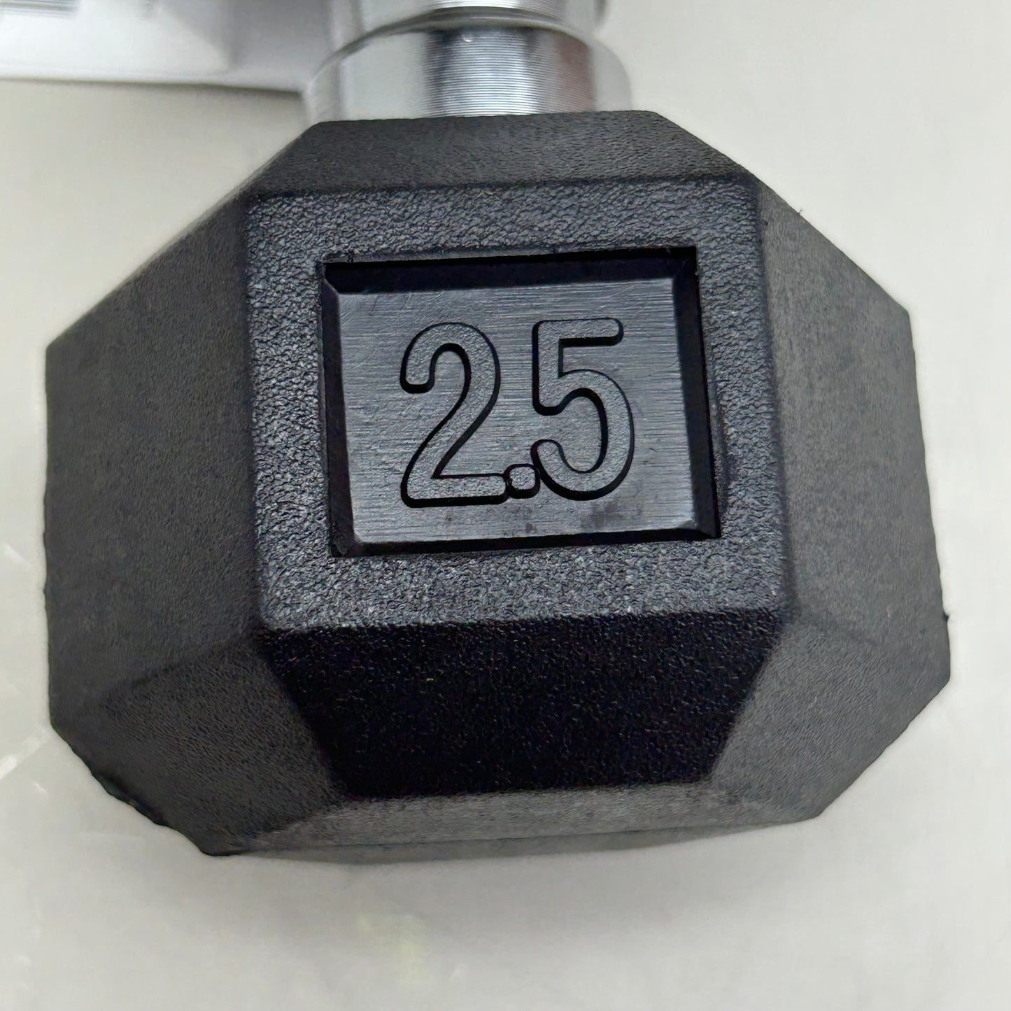 ZA@ BODY SPORT (2 Pack) Rubber Encased Hex Dumbells 2.5lbs Black BDSRSDB025