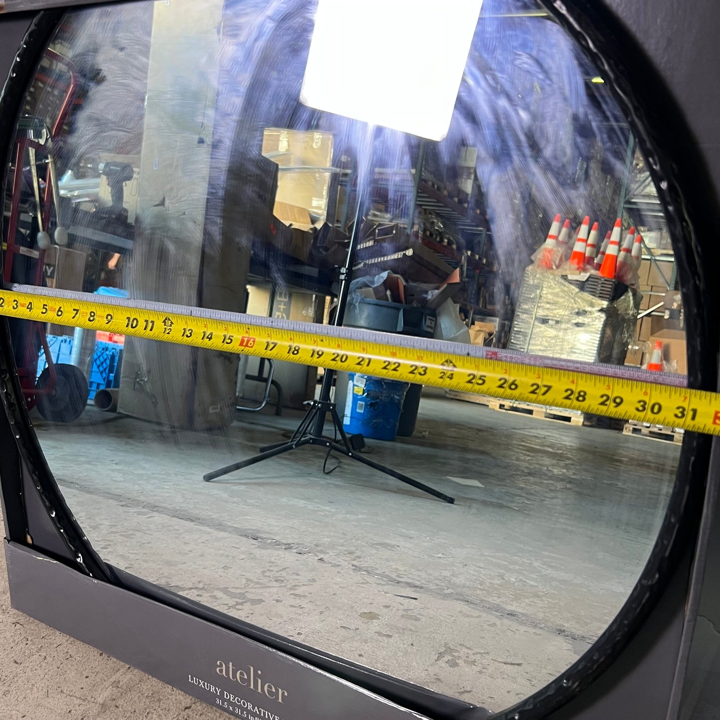 ATELIER Round Luxury Decorative Mirror Sz 31.5" x 31.5", Black (Distressed Box)