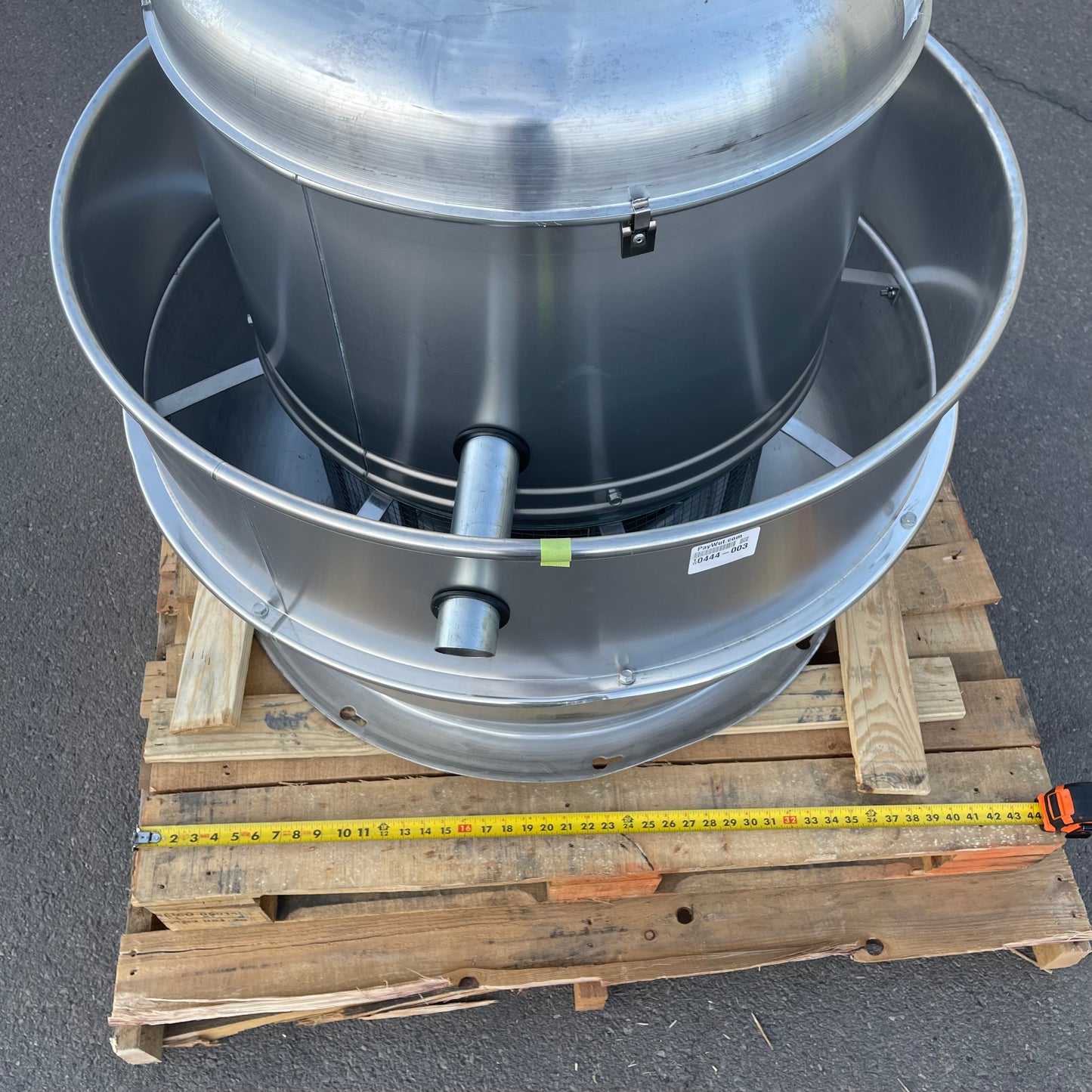 LOREN COOK Direct Drive Exhaust Fan 18" 3/4 HP 115 Volt 1 Phase 180W11D180ACW (New, Dented Top)
