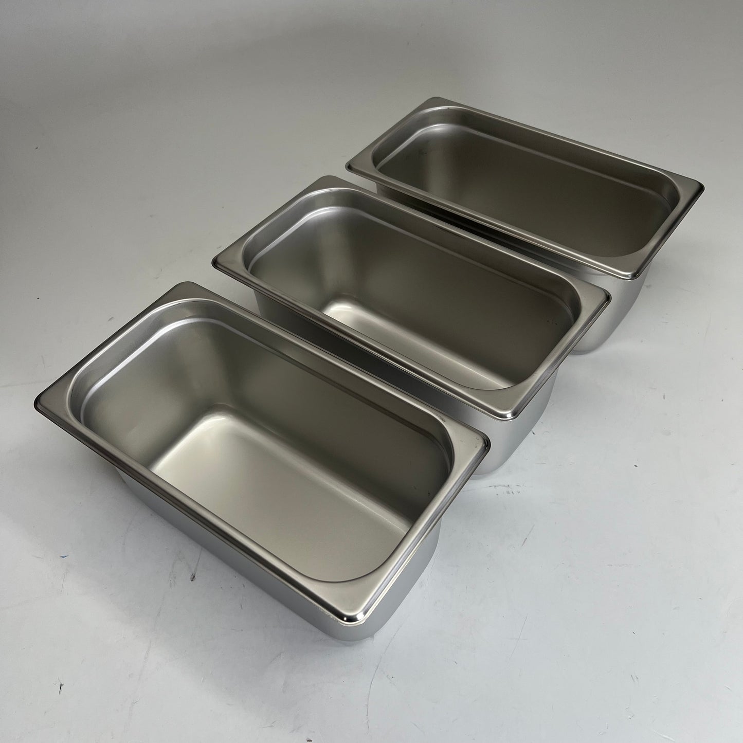 ZA@ WINCO (6 PACK) Steam Table Pans Stainless Steel 1/3 Size 6" Deep SPJL-306 (As-is) Dented