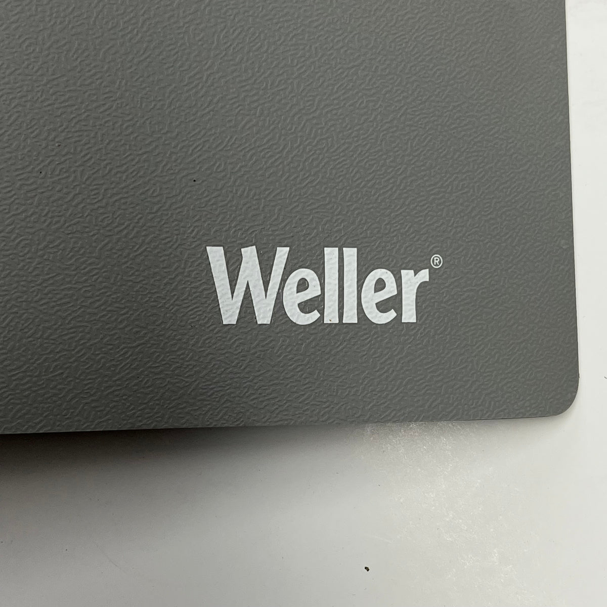 WELLER  Anti-static Esd Soldering Mat 1/16" x 35-7/16"x 23-5/8" Grey T0051403599