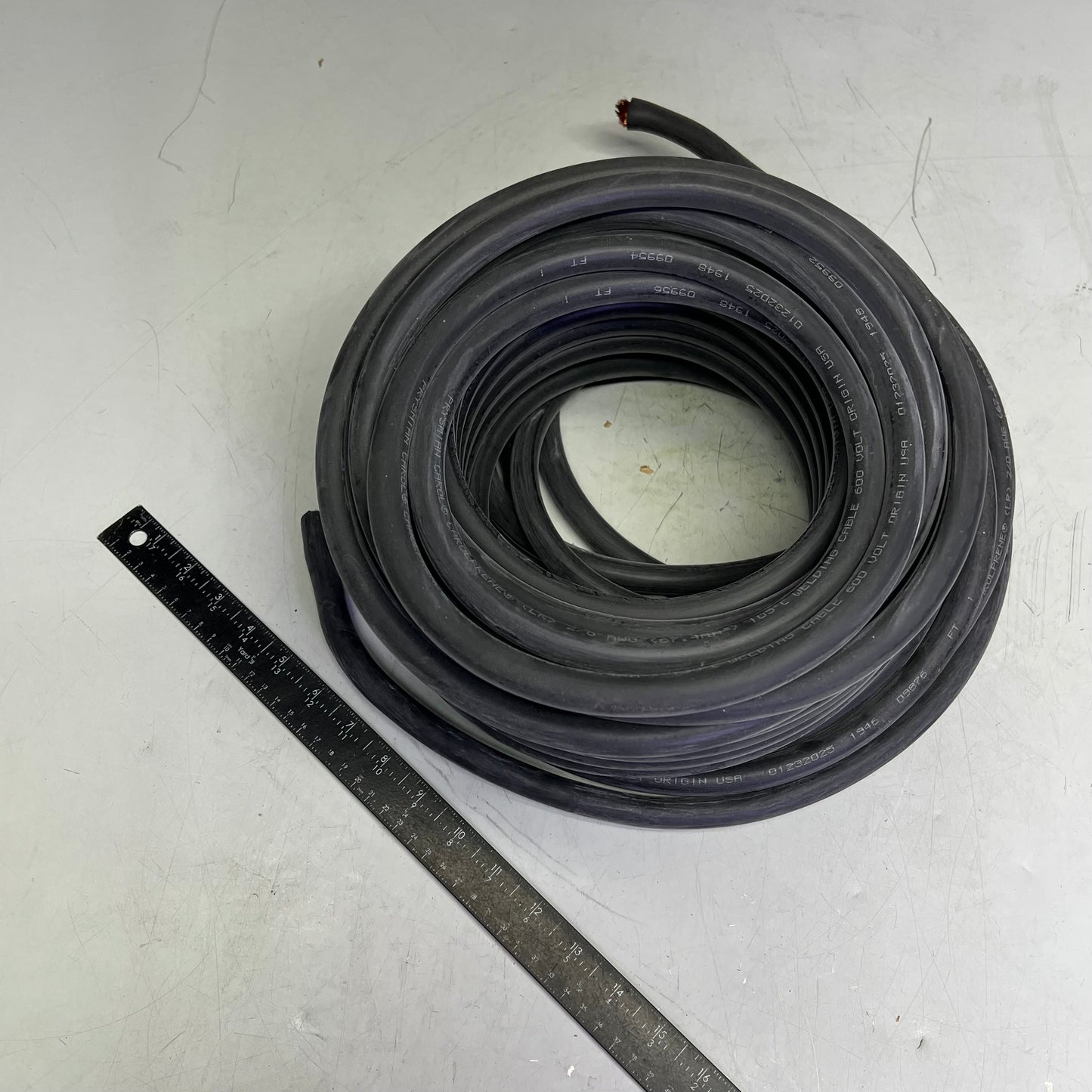 CAROL Durable 2/0 Welding Cable 1 Conductor 1 x 100' 600V Black 00.00JO.17546