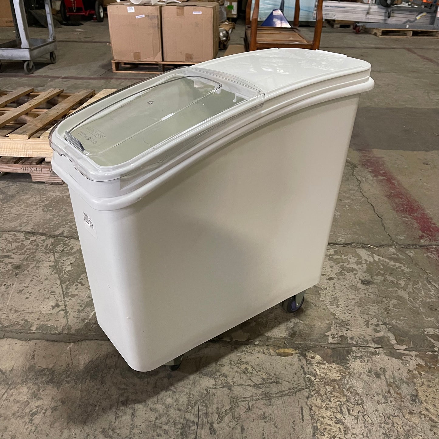 BAKER’S LANE Mobile Ingredient Bin 21 Gal White 176BIN21GL