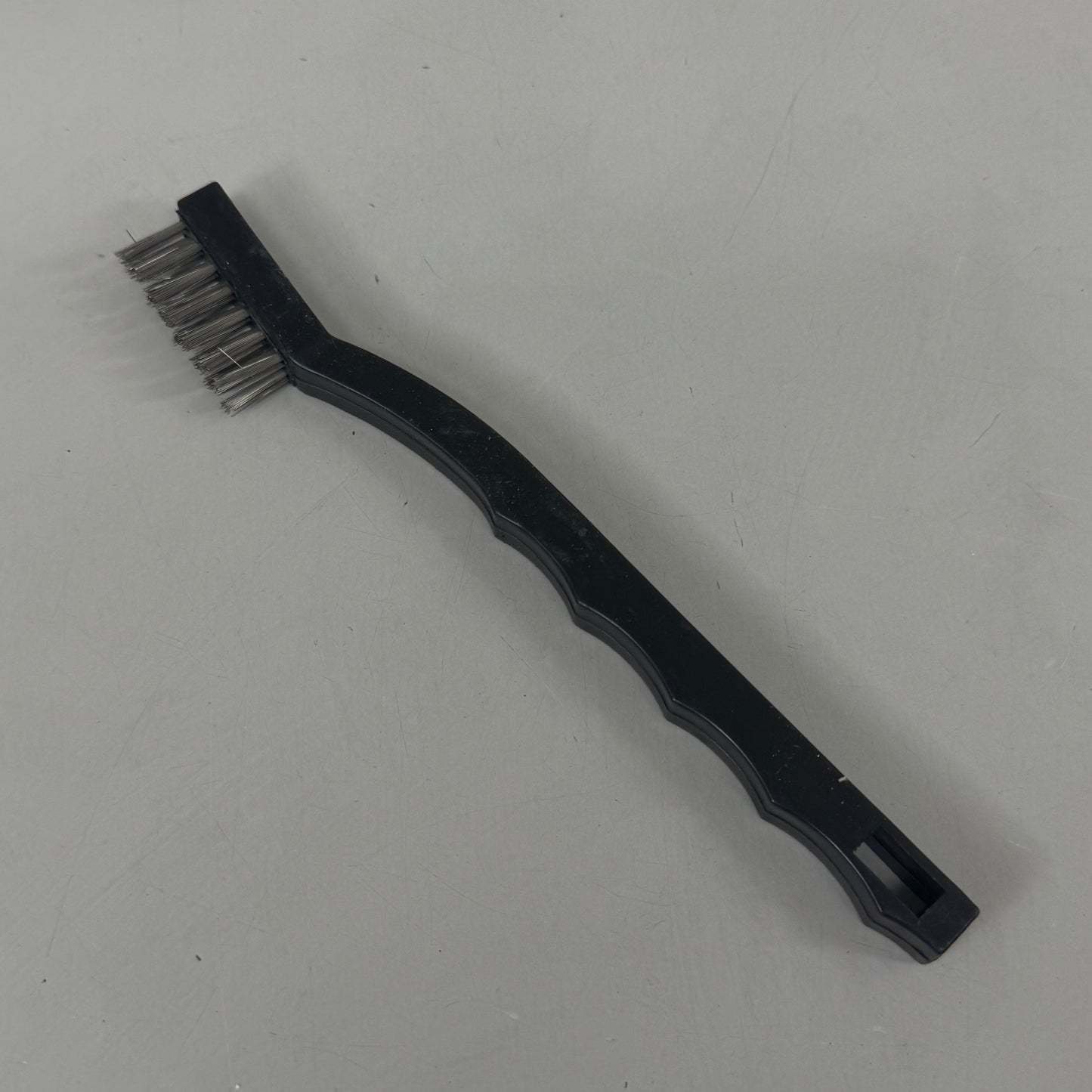 (40 Brushes, 1 Box) Anti-Static Hand Tool Brushes For Removing Dirt 7" Overall Length Black (New Other- Slightly Damaged Packaging)