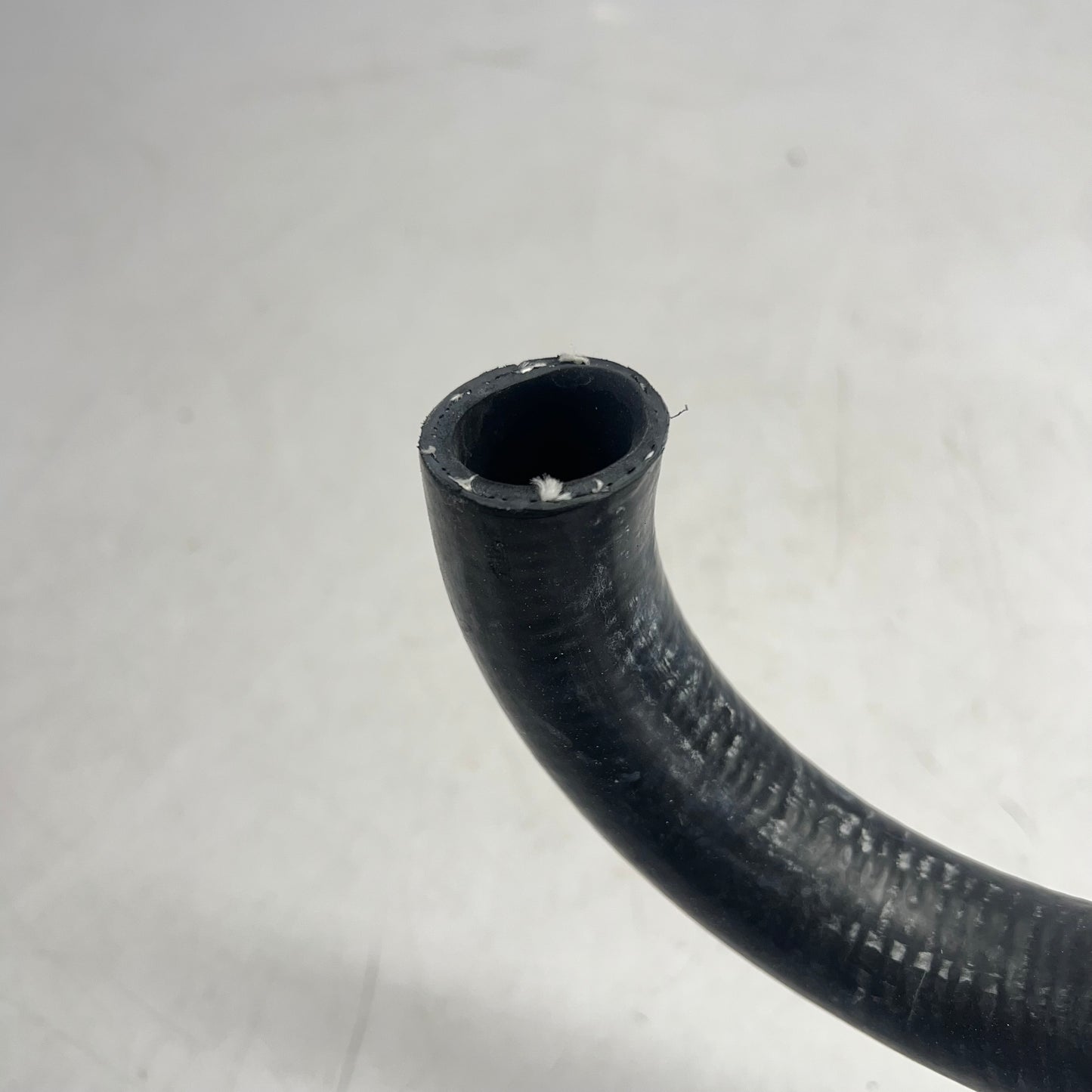 GATES Coolant Hose for Dodge Vehicles Epdm Rubber 33-11/16" Black 21743