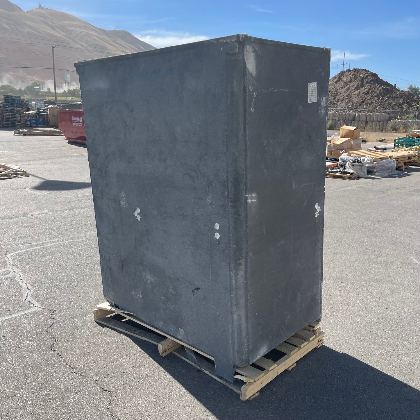 ZA@ Pallet of FIBER CARE BATHS Shower Unit White (Damaged)(B)