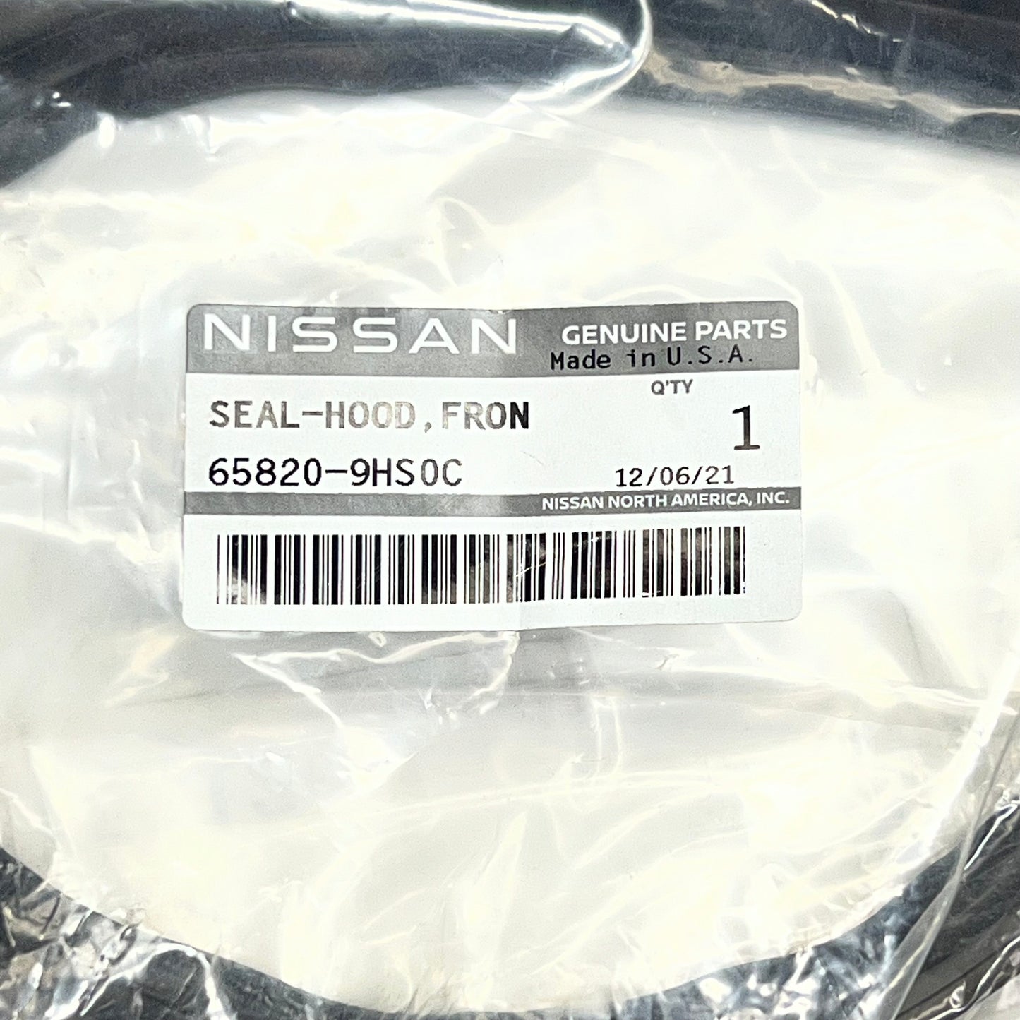 NISSAN Genuine OEM Hood Seal 2016-2018 Nissan Altima 65820-9HS0C