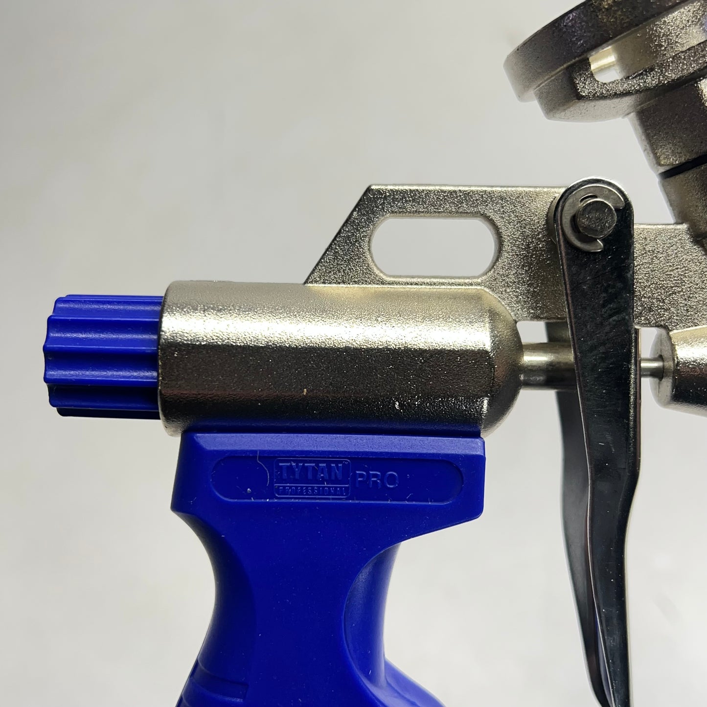 TYTAN PROFESSIONAL Caliber 30 Gun for Foam Sealants W/ Air-insertion  35210V03