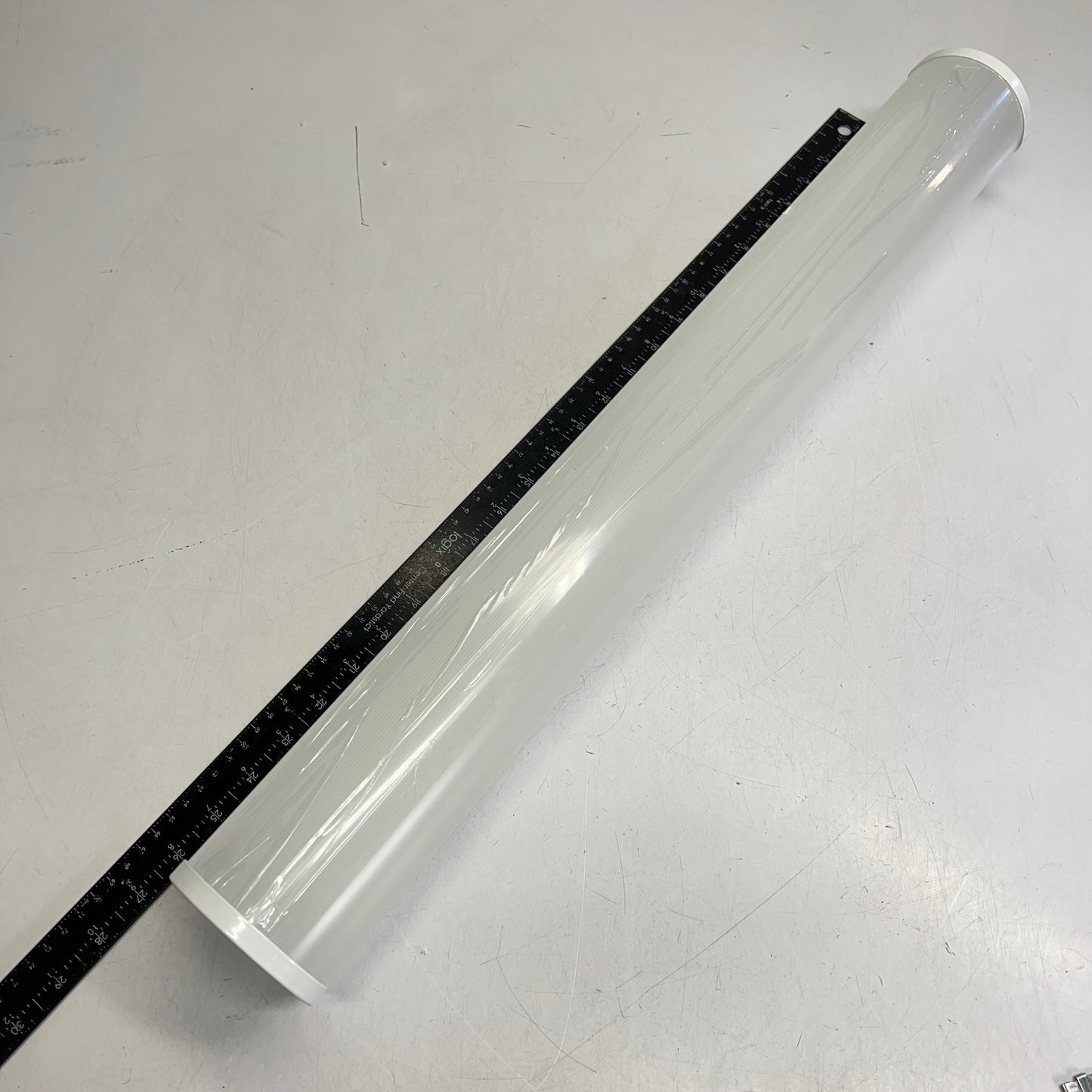 ILP LIGHTING Linear Strip Light 2' 20W Frosted Acrylic White VS2-2L-U-40-FRL