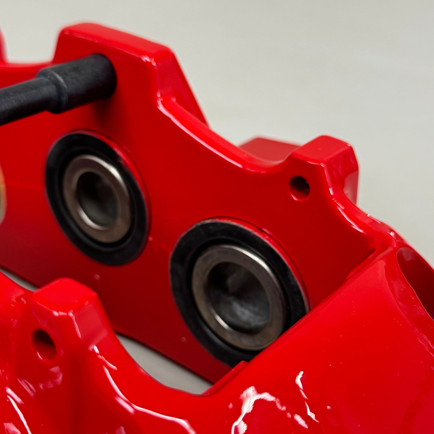 GM GENIUNE PARTS Front Brake Caliper 6.37"x13.12"x6.37" Yellow 20982734