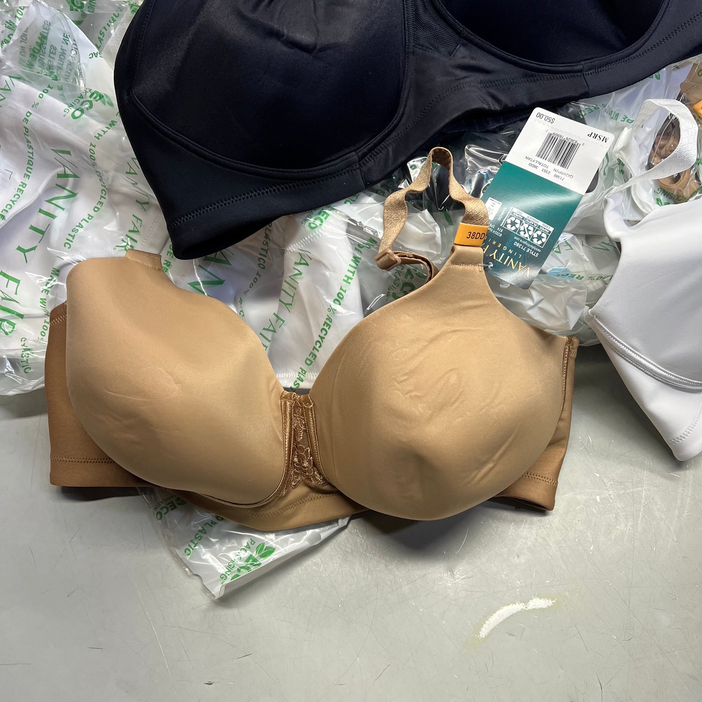 ZA@ VANITIY FAIR Lot Of Assorted Sport Bras Women's Variety Sz Tan/White/Black