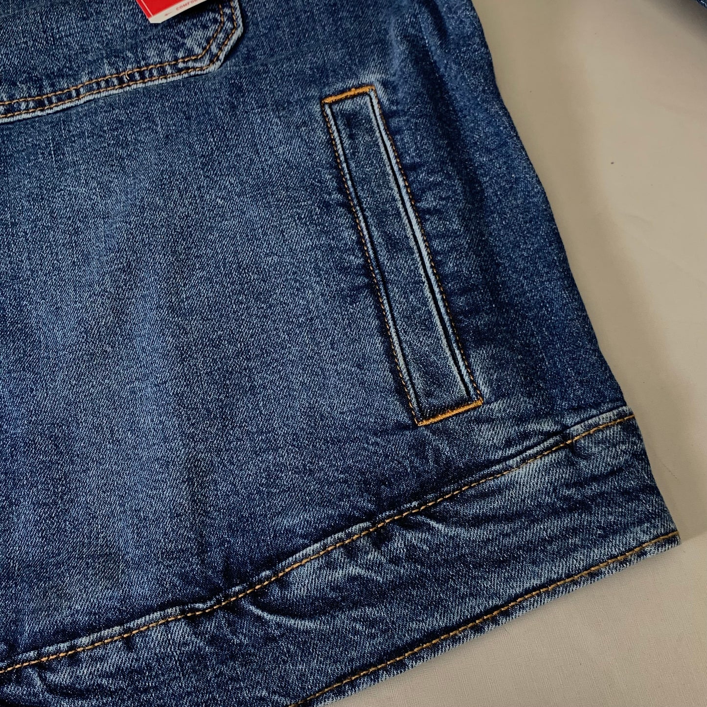 LEVIS STRAUSS Signature Chore Trucker Jacket Men's Sz M Indigo Escape A61910002