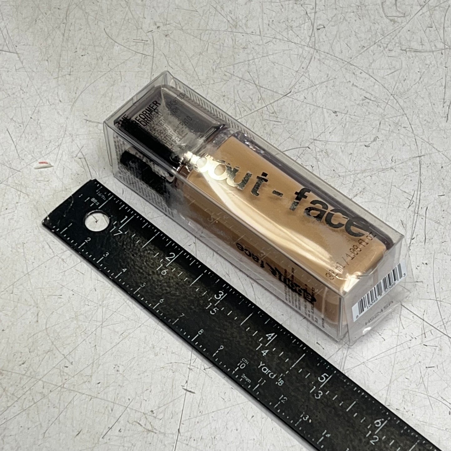 ABOUT FACE The Performer Skin-focused Foundation 1.08 Fl Oz LM1 Neutral 2618954