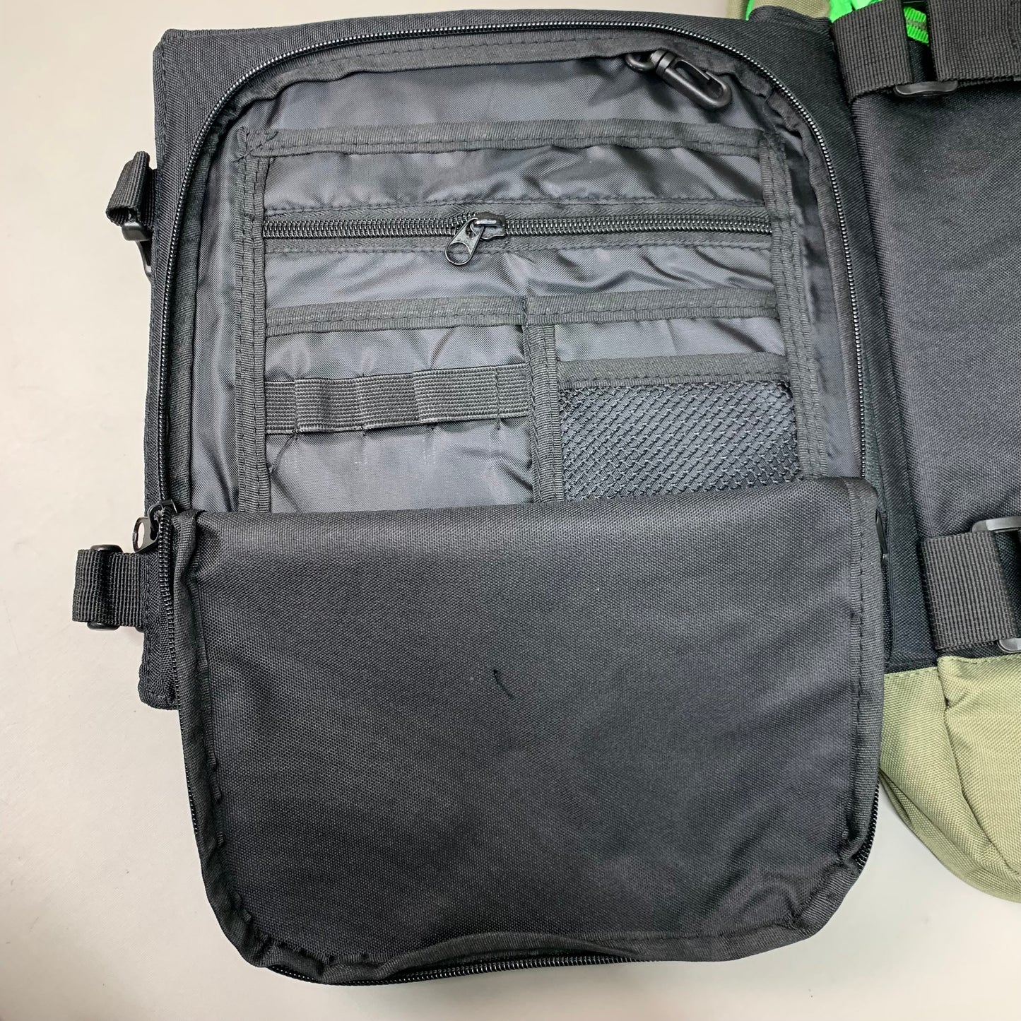 SKULLCANDY Heavy Duty Backpack 18" x 12" Green/Black SKDY1153