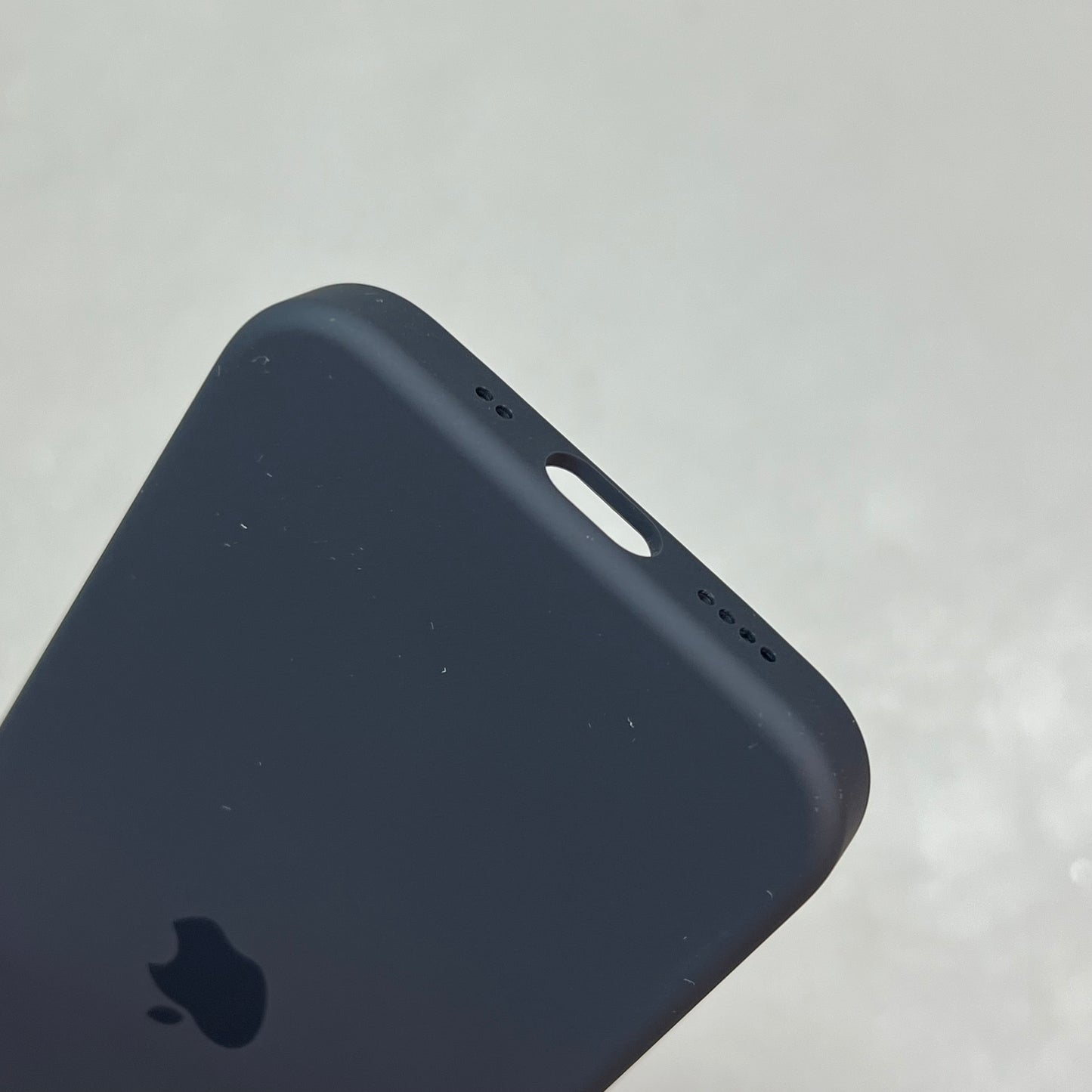 APPLE iPhone 12 Mini Silicone Case W/ MagSafe Black MHKX32M/A (Return)