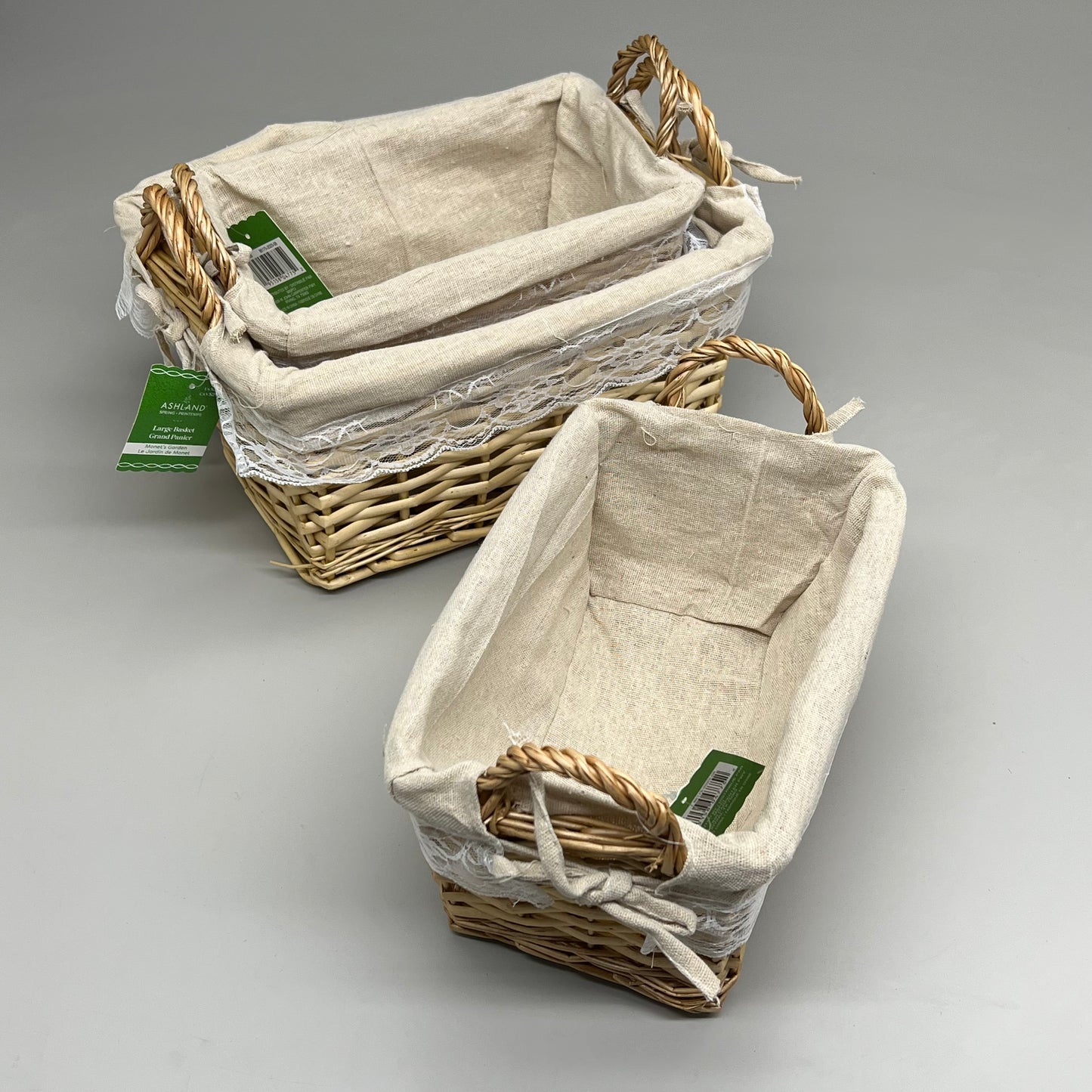 ASHLAND 3 Piece Basket Set 1 Large & 2 Small With Tan and Lace tie up Lining 733108