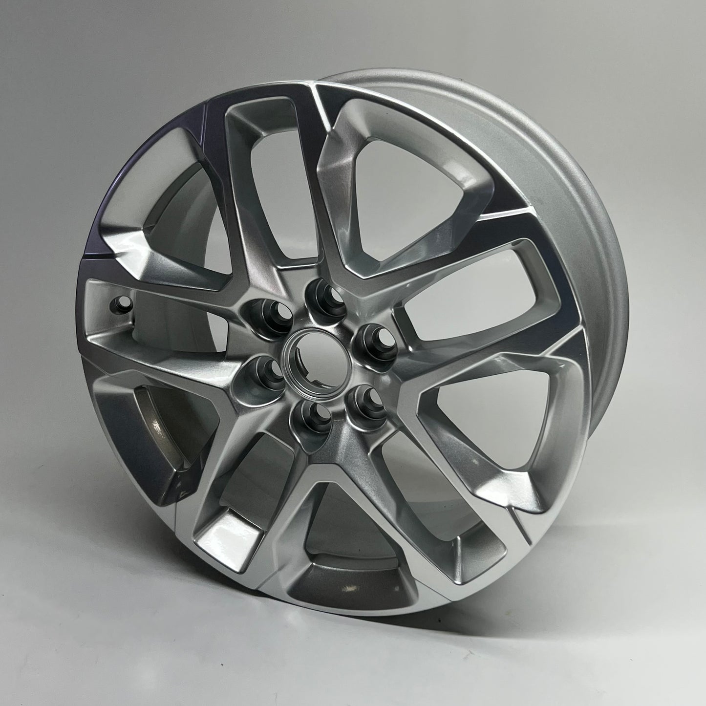 BLACKBURN 2021 Chevrolet Traverse 20" OEM Wheel Rim 25337-0151