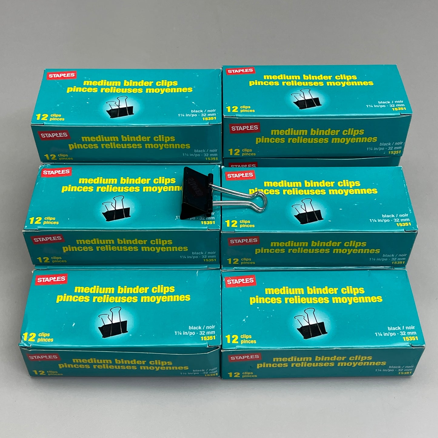 STAPLES 144 PK! Medium Binder Clips Black Oxide 1-1/4" 15351 (New)