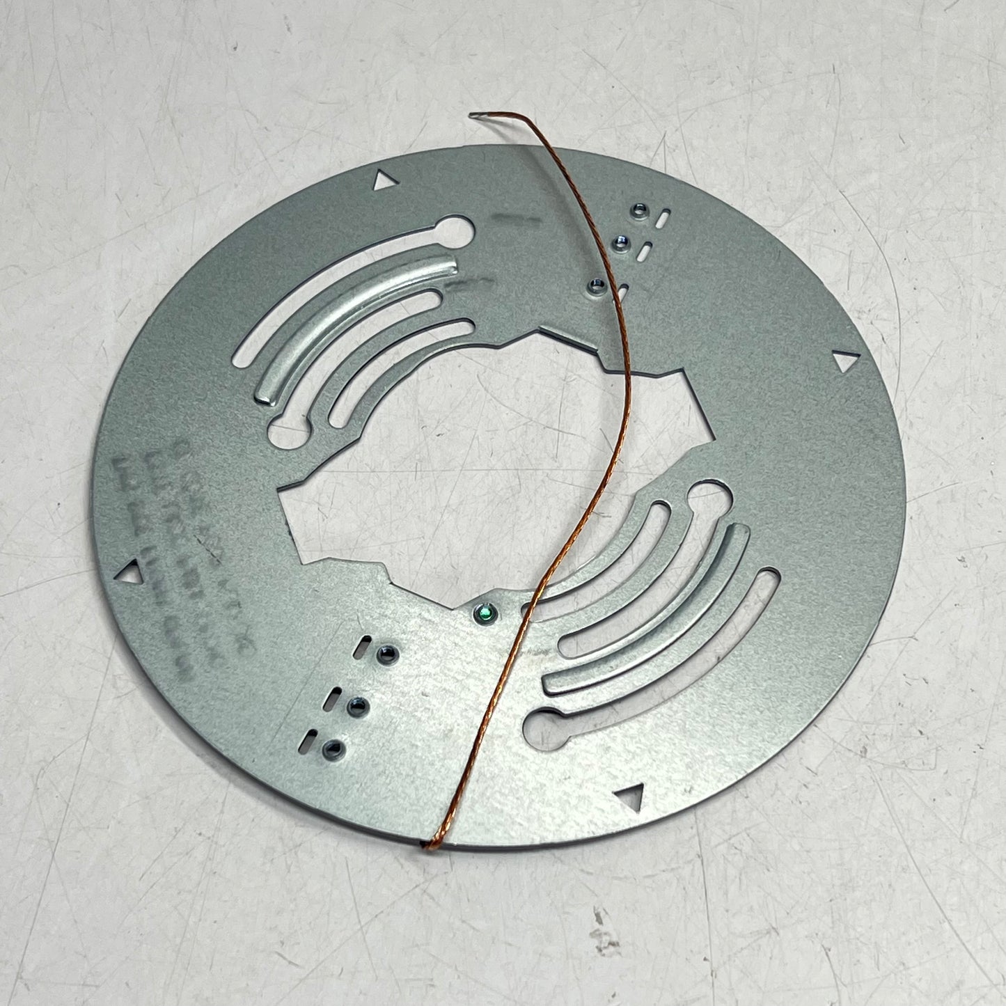 COOPER LIGHTING Halo Surface Mount Light 6" Surface Downlight 5 Color SMD6R69SWH