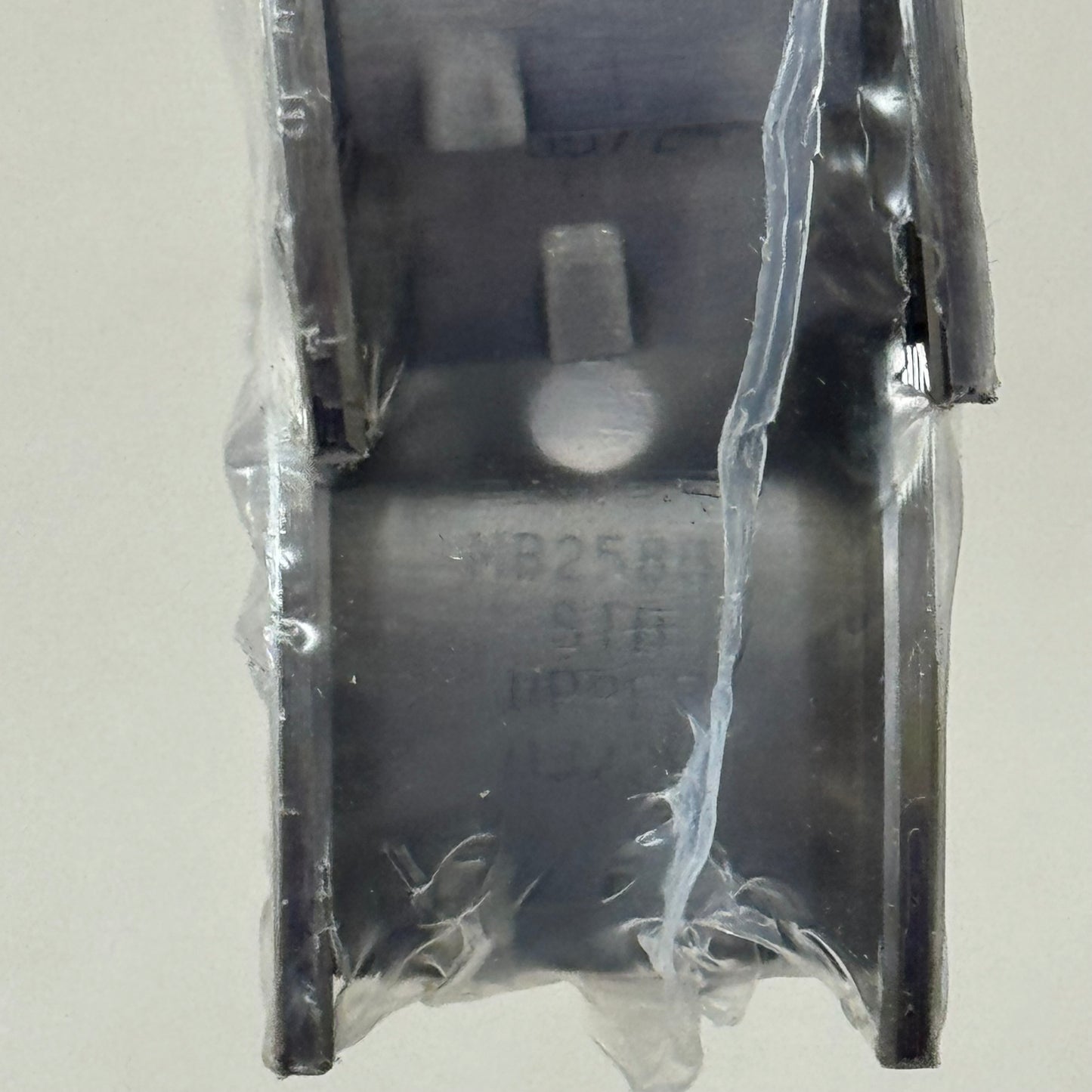 MAHLE (9 Pieces, 1 Box) Main Bearing Set Replacement Part For AMC, Chevy & Pontiac MS-1733A