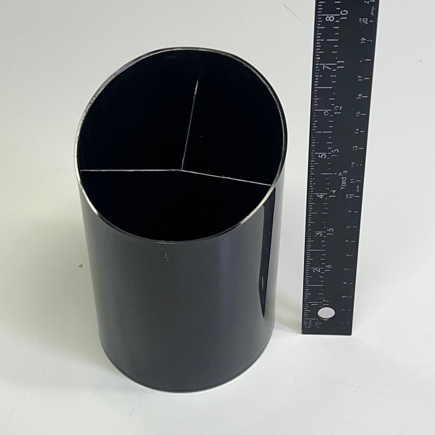 ZA@ UNIVERSAL  (2 PACK) Large Pencil Cup  4.38" D x 5" H Black UNV08108