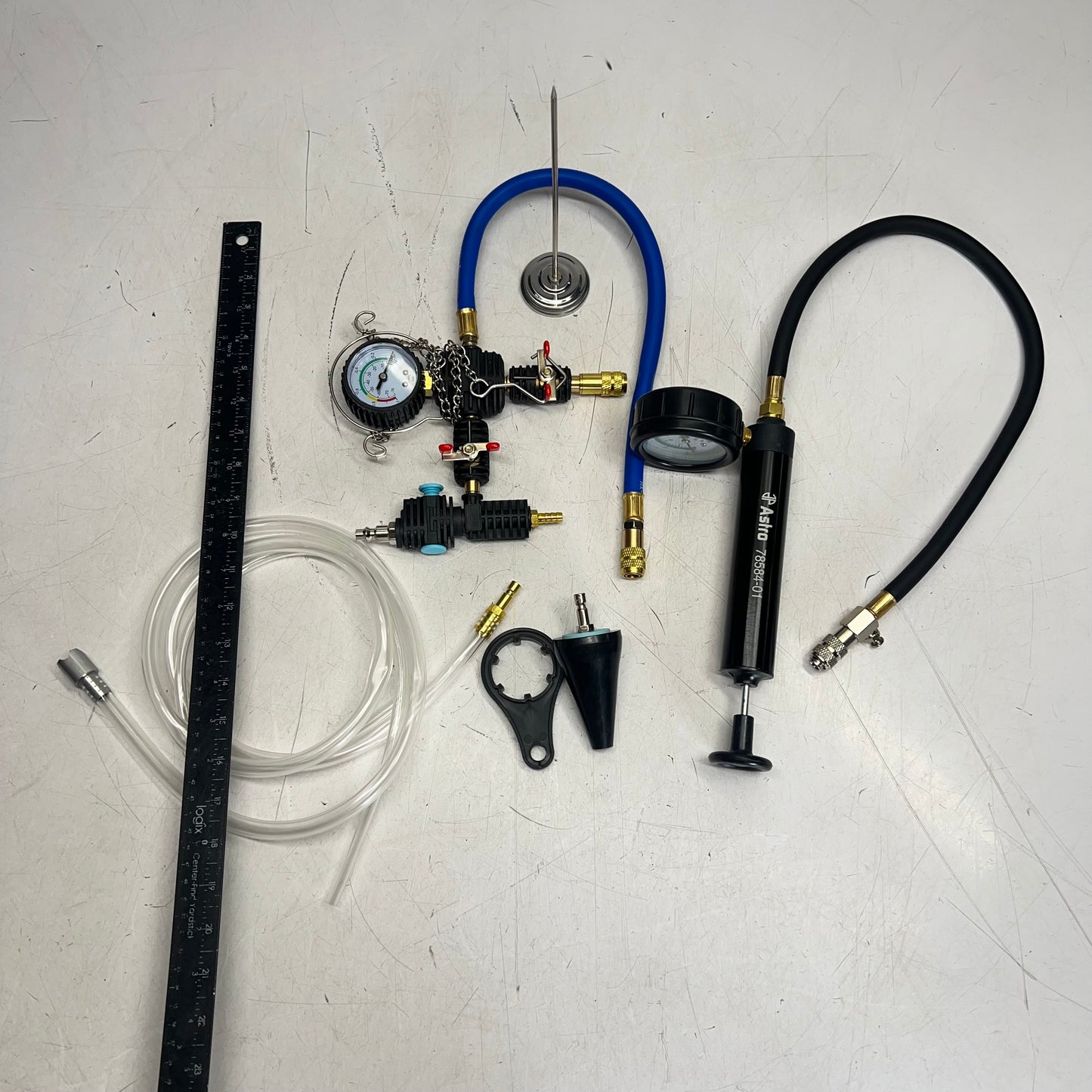 ASTRO PNEUMATIC Uni Radiator Pressure Tester & Vacuum Type Cooling Kit 78584