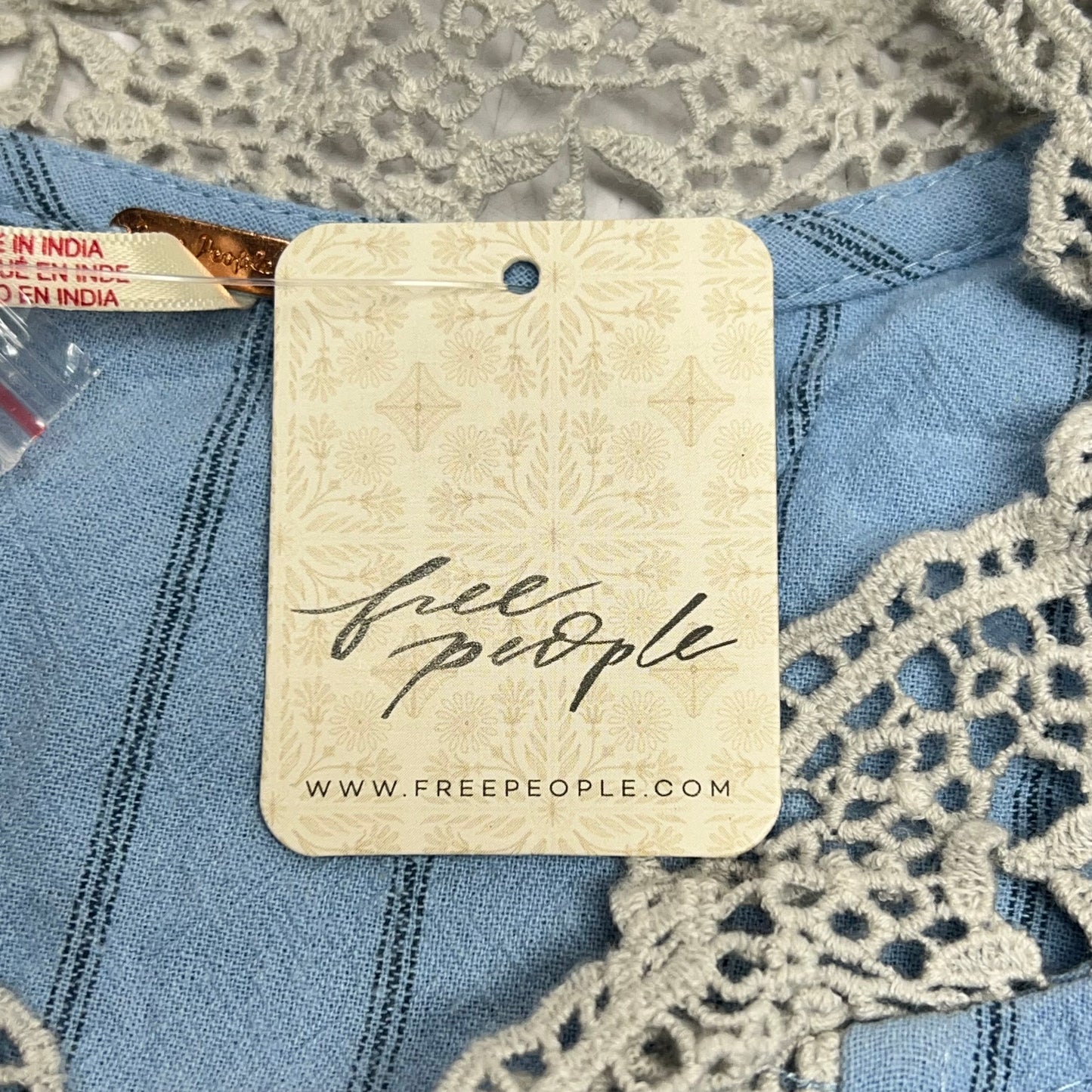 FREE PEOPLE Bali Jude Embroidered Lace Top Women's Sz S Chambray 103467213