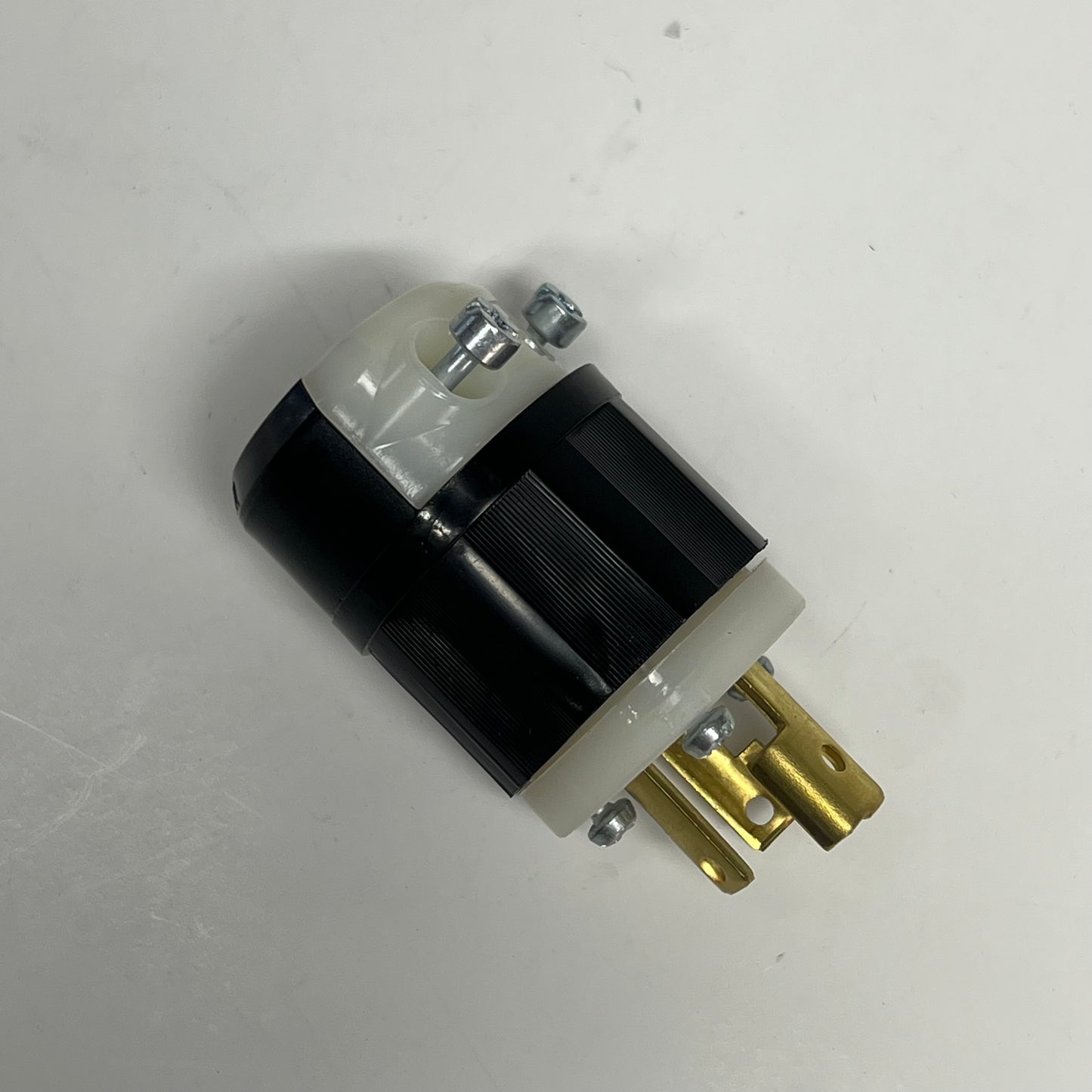 LEVITON (2 PACK) Locking Plug Industrial Grade 15 Amp 277 Volt  Black 4770-C