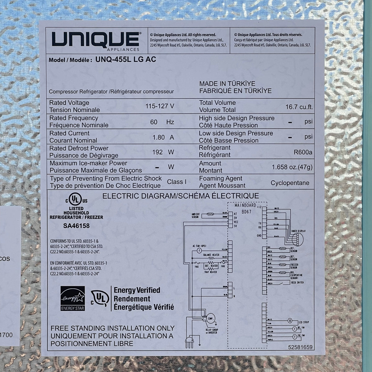 UNIQUE APPLIANCES Classic Series Bottom Mount Refrigerator 75"x29"x28" Ocean Mist UNQ-455L (Good)