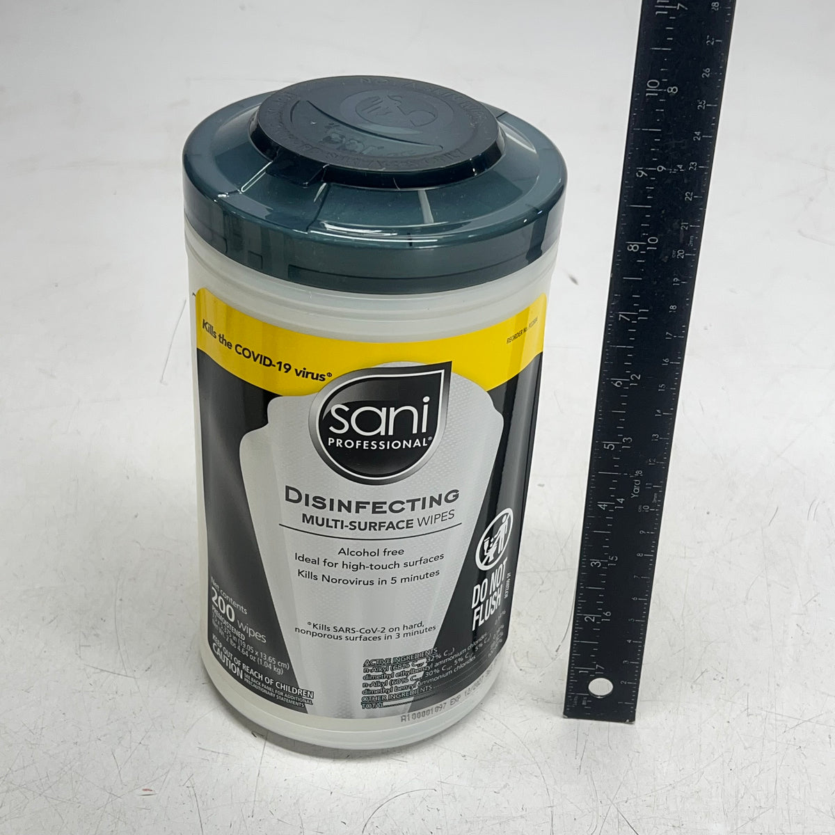 SANI PROFESSIONAL (6 PACK, 200 EACH) Disinfecting Multi-surface Wipes BB 12/27