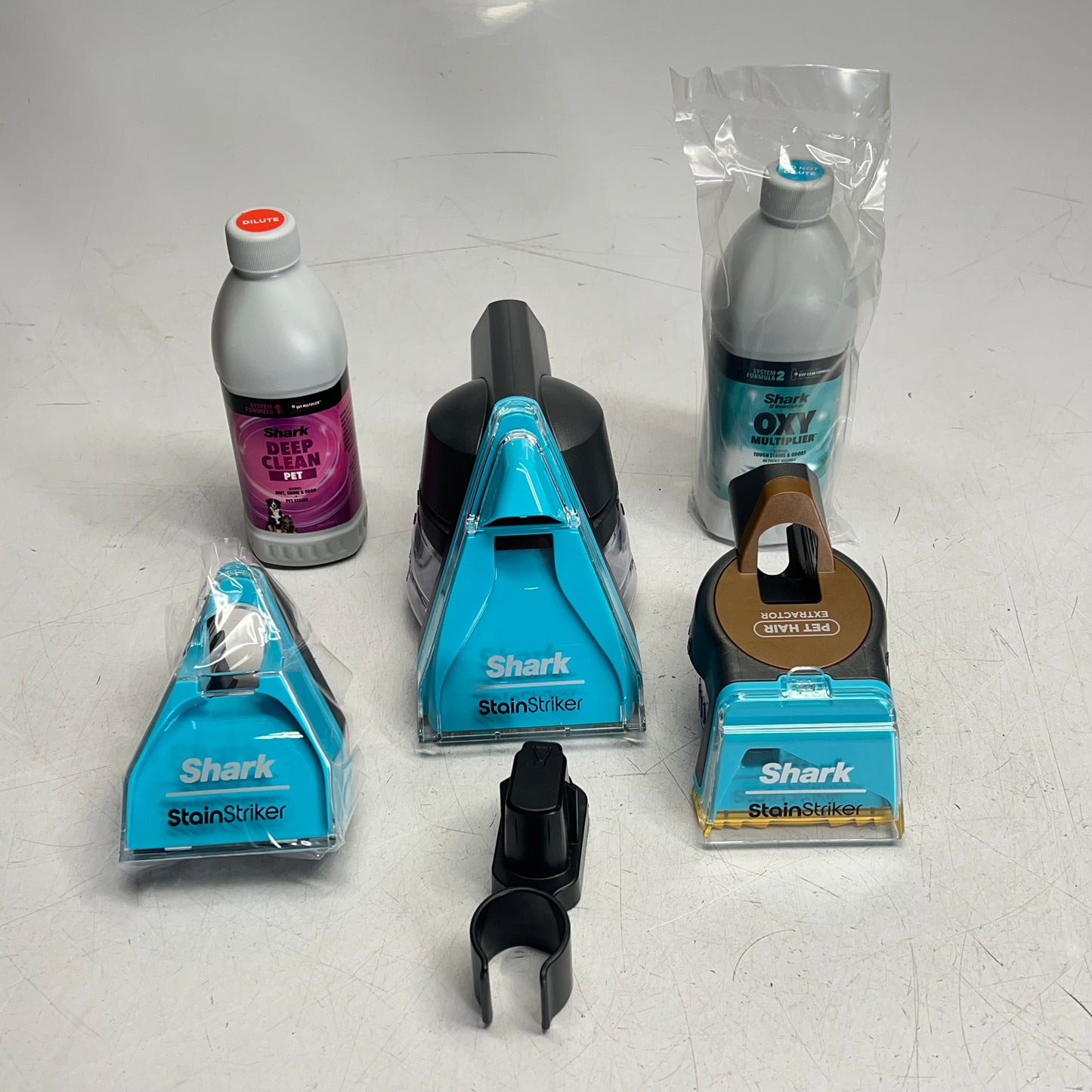 SHARK CarpetXpert HairPro Pet W/ Stain Striker 2-in-1 Deep Carpet Cleaner EX301