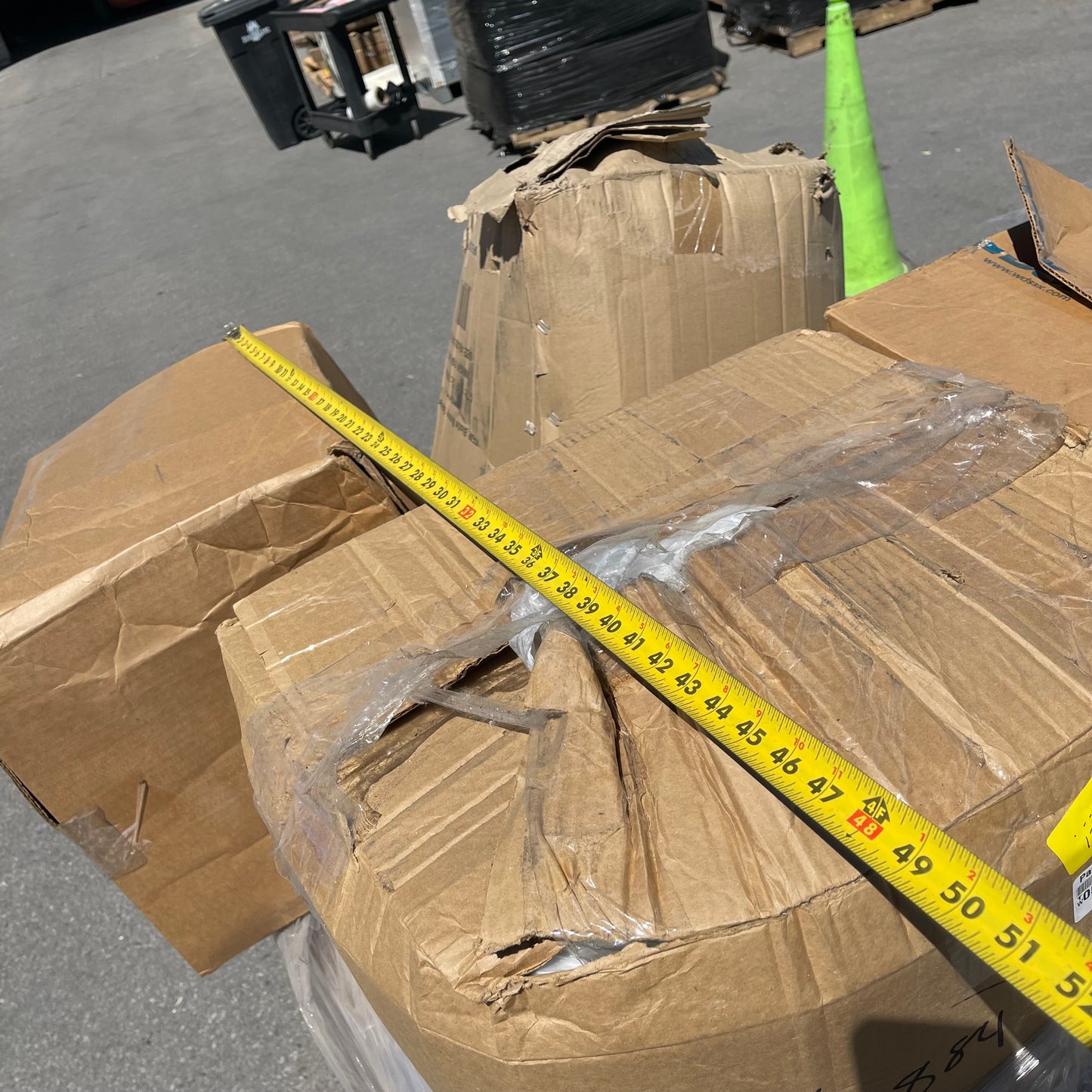 ZA@ Pallet of SUGARBEAR Reclaimed Lids Regular CRC White
