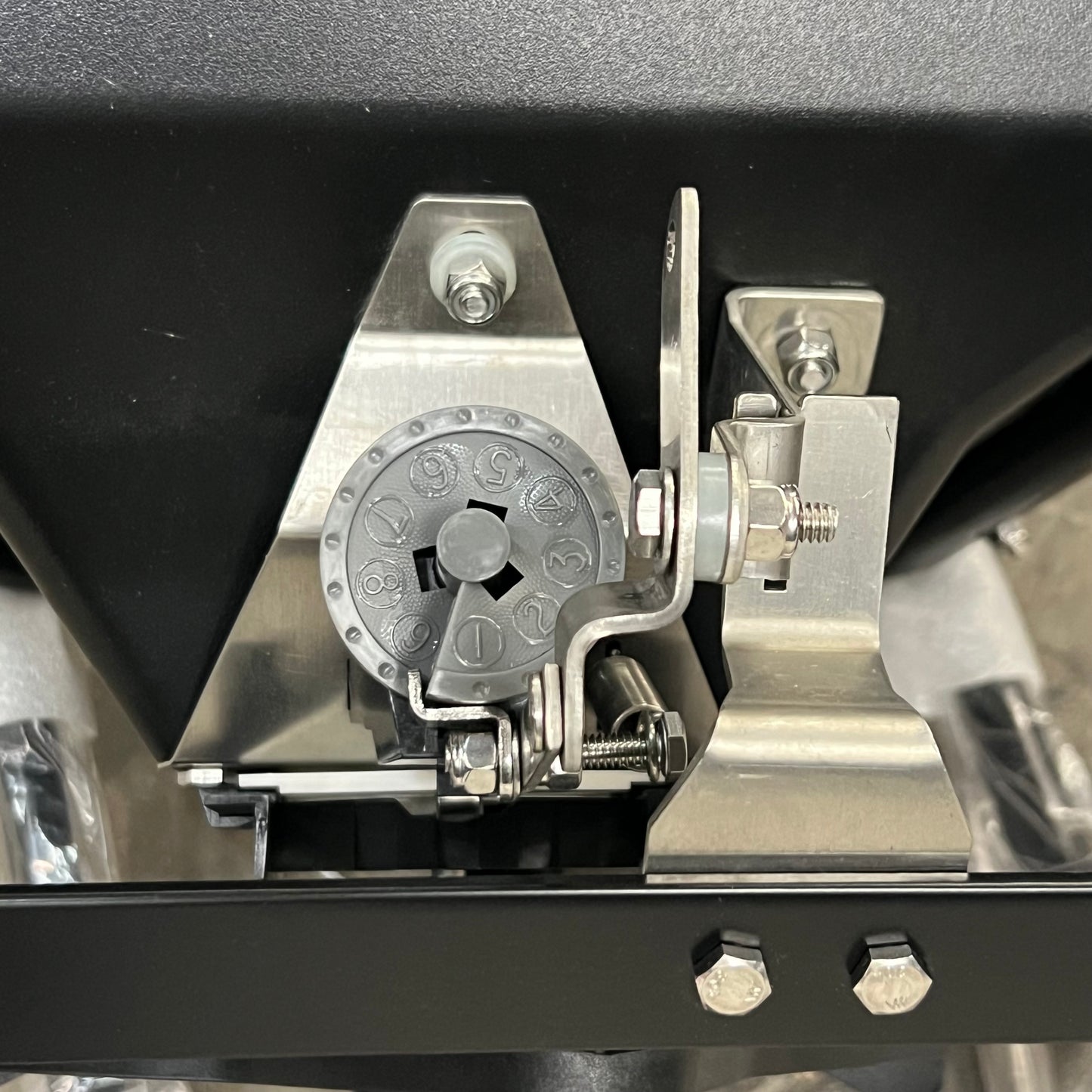 SPYKER Ergo-Pro Walk Behind Push Spreader 50 lb Capacity SPY50L-1P (New)