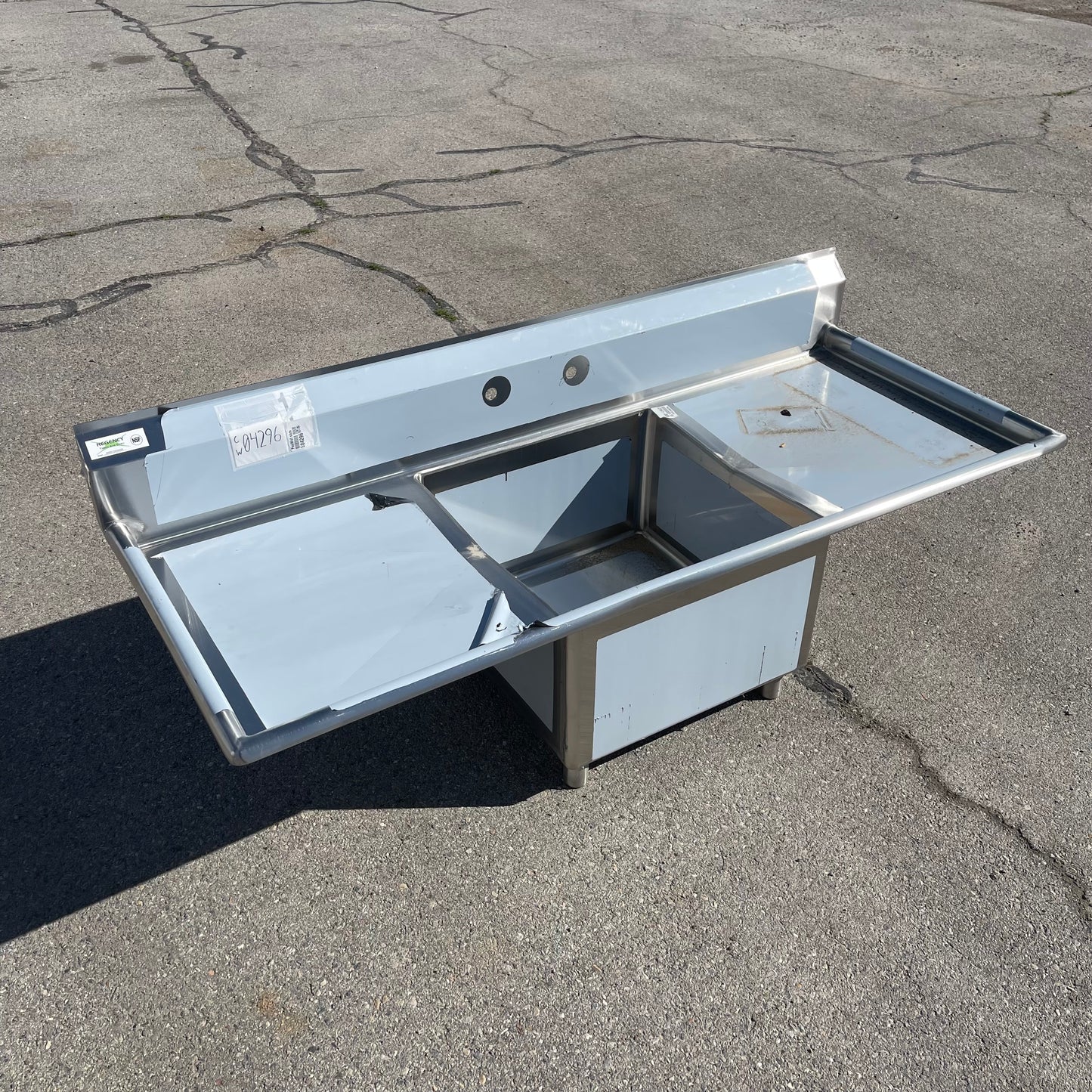 REGENCY One Compartment Commercial Sink Stainless Steel 600S12424224