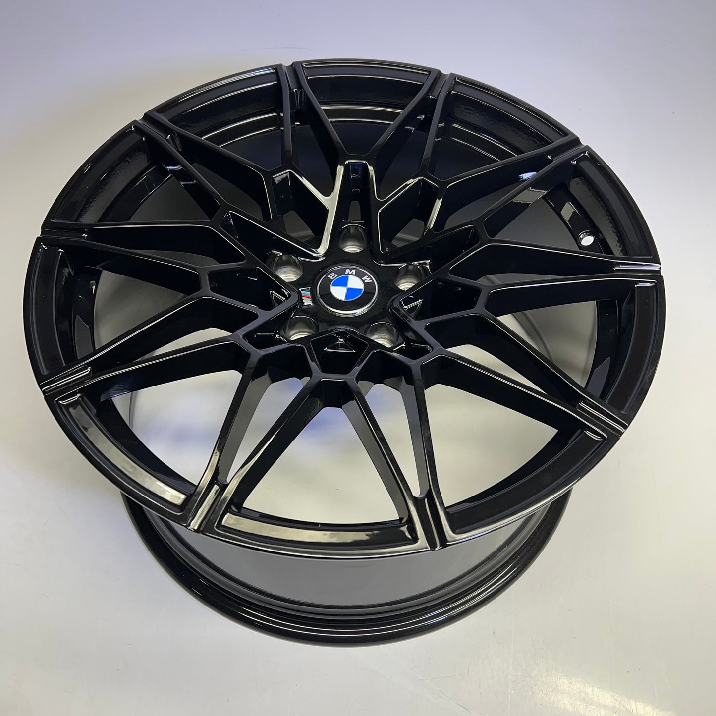 AFTERMARKET Aluminum Alloy Wheel For BMW 19"x9.5"-5x120 Pattern Black 546303